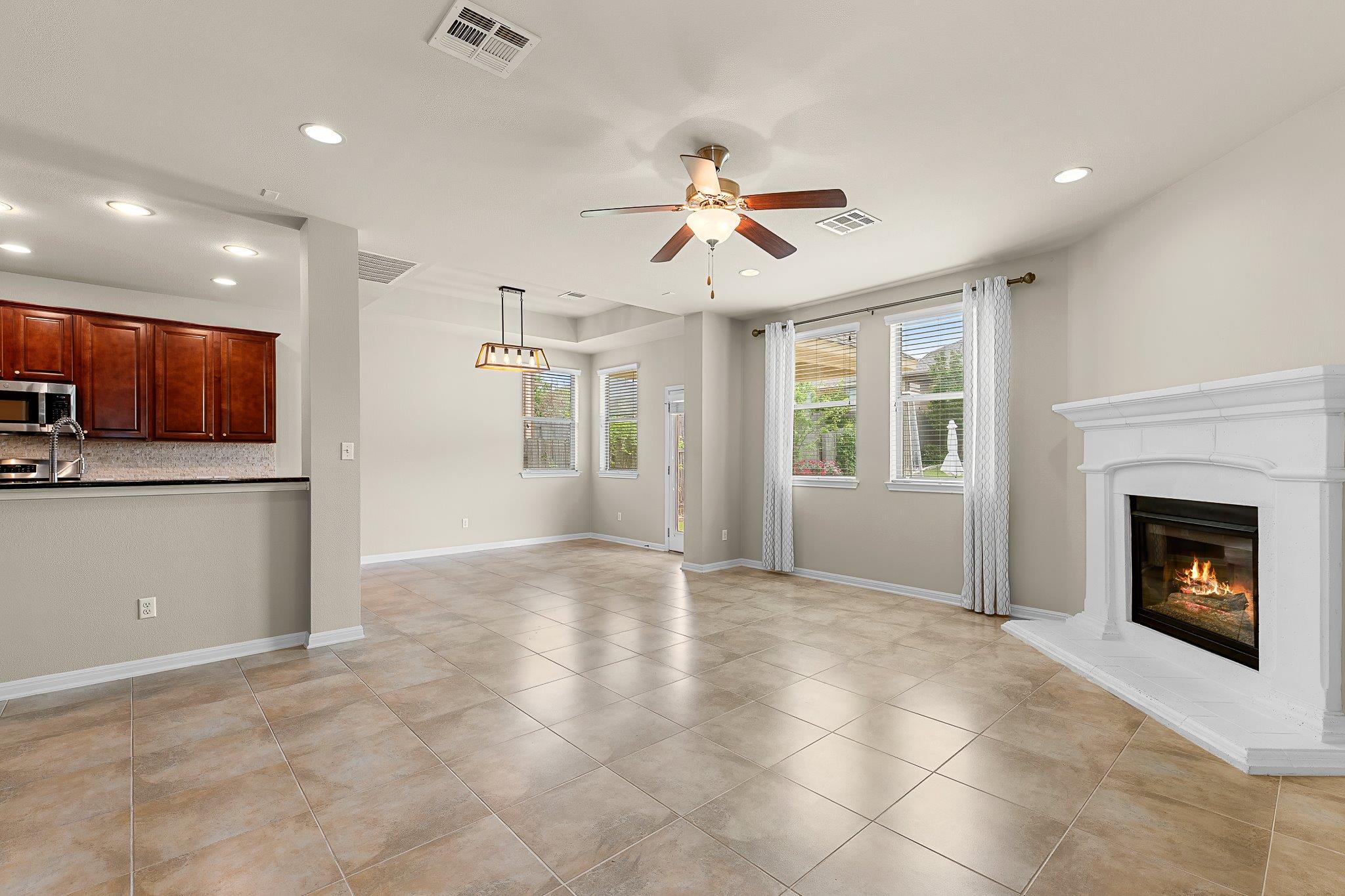 2813 Granite Hill Cv, Leander, TX 78641