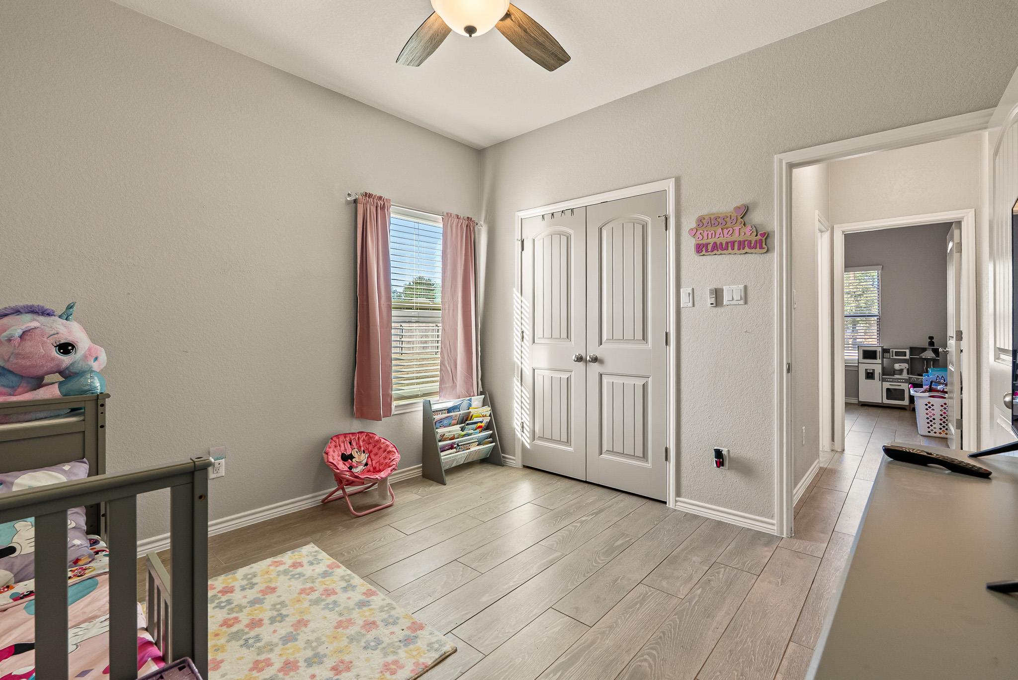 1015 Hickory Ln, Kempner, TX 76539