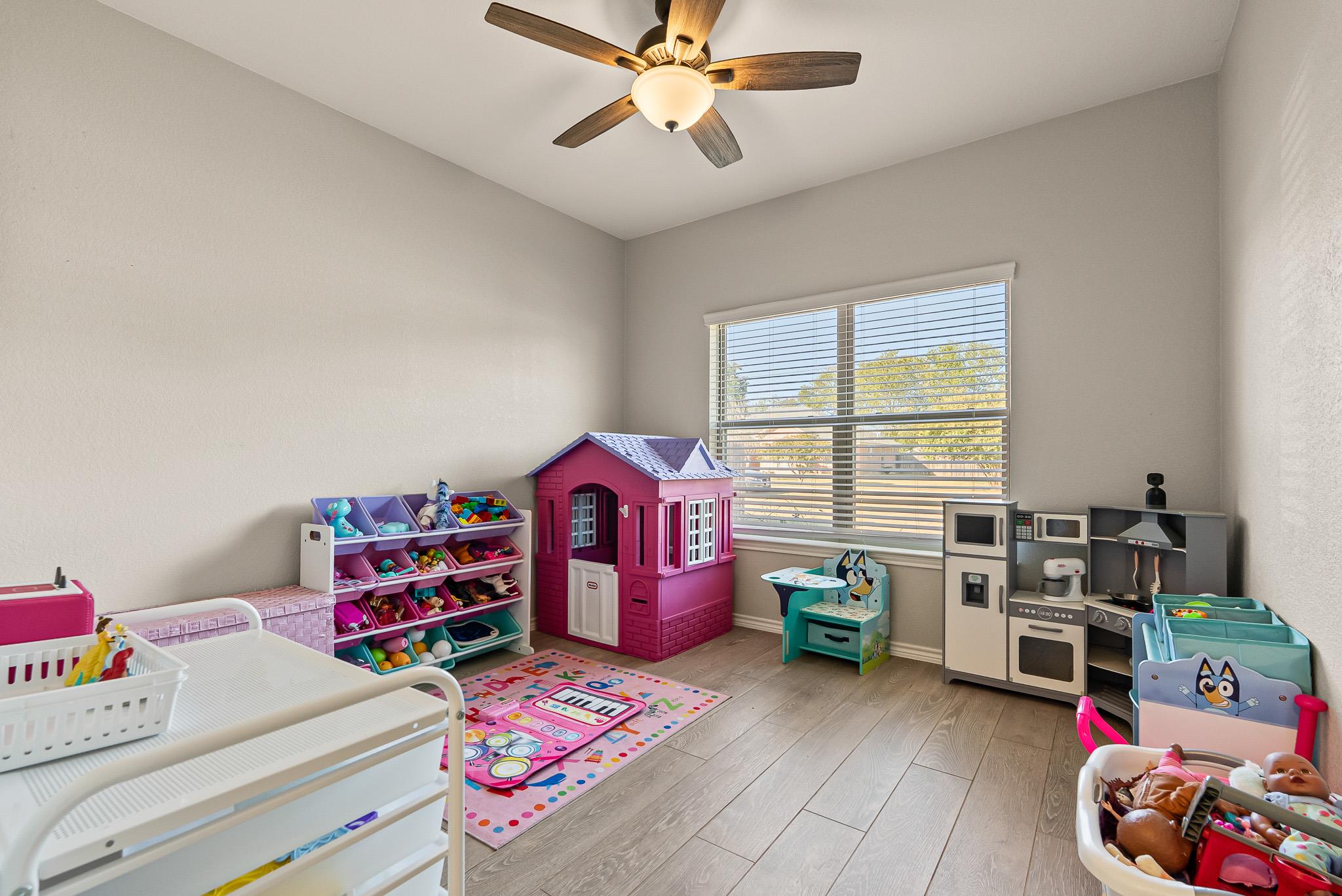 1015 Hickory Ln, Kempner, TX 76539