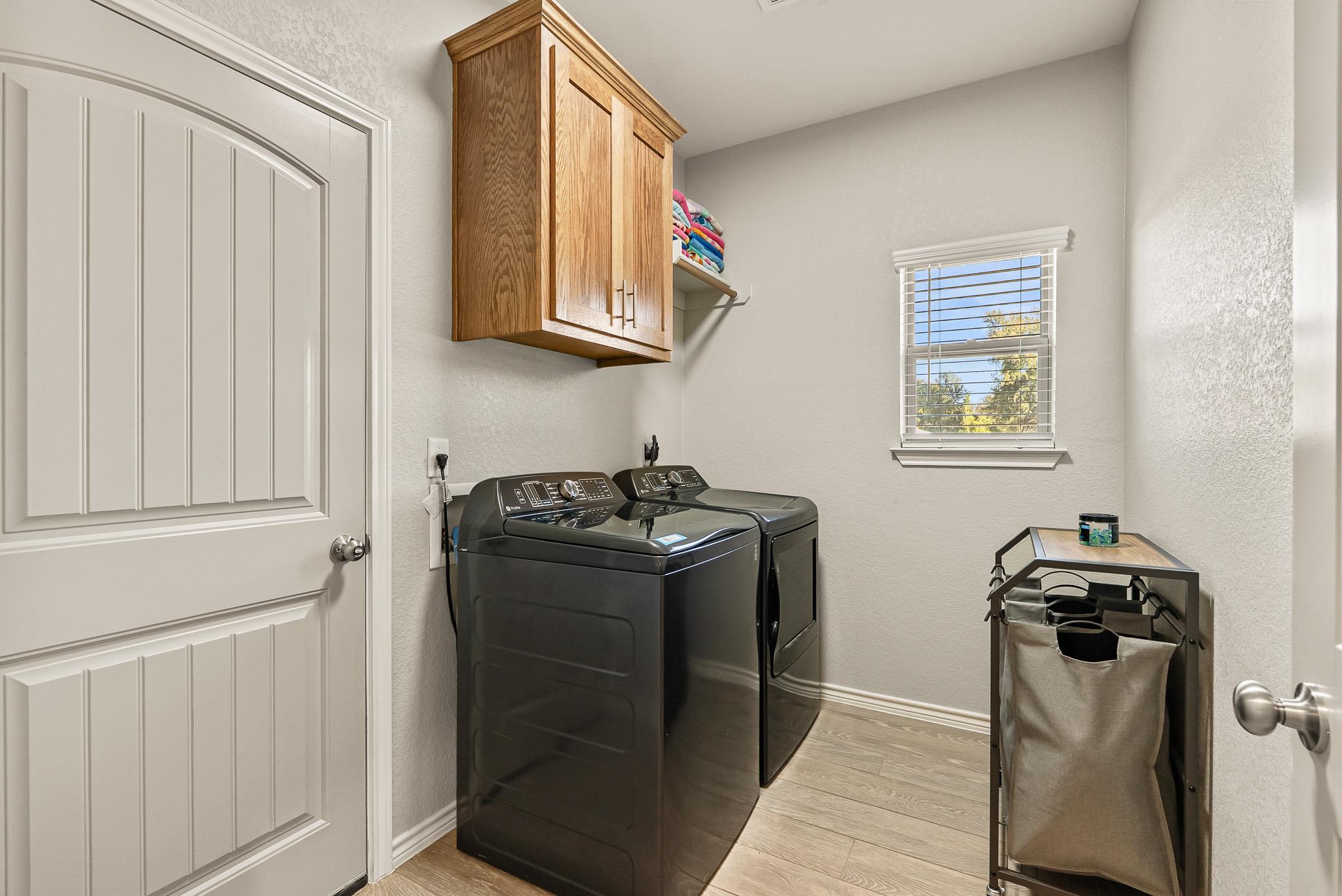 1015 Hickory Ln, Kempner, TX 76539