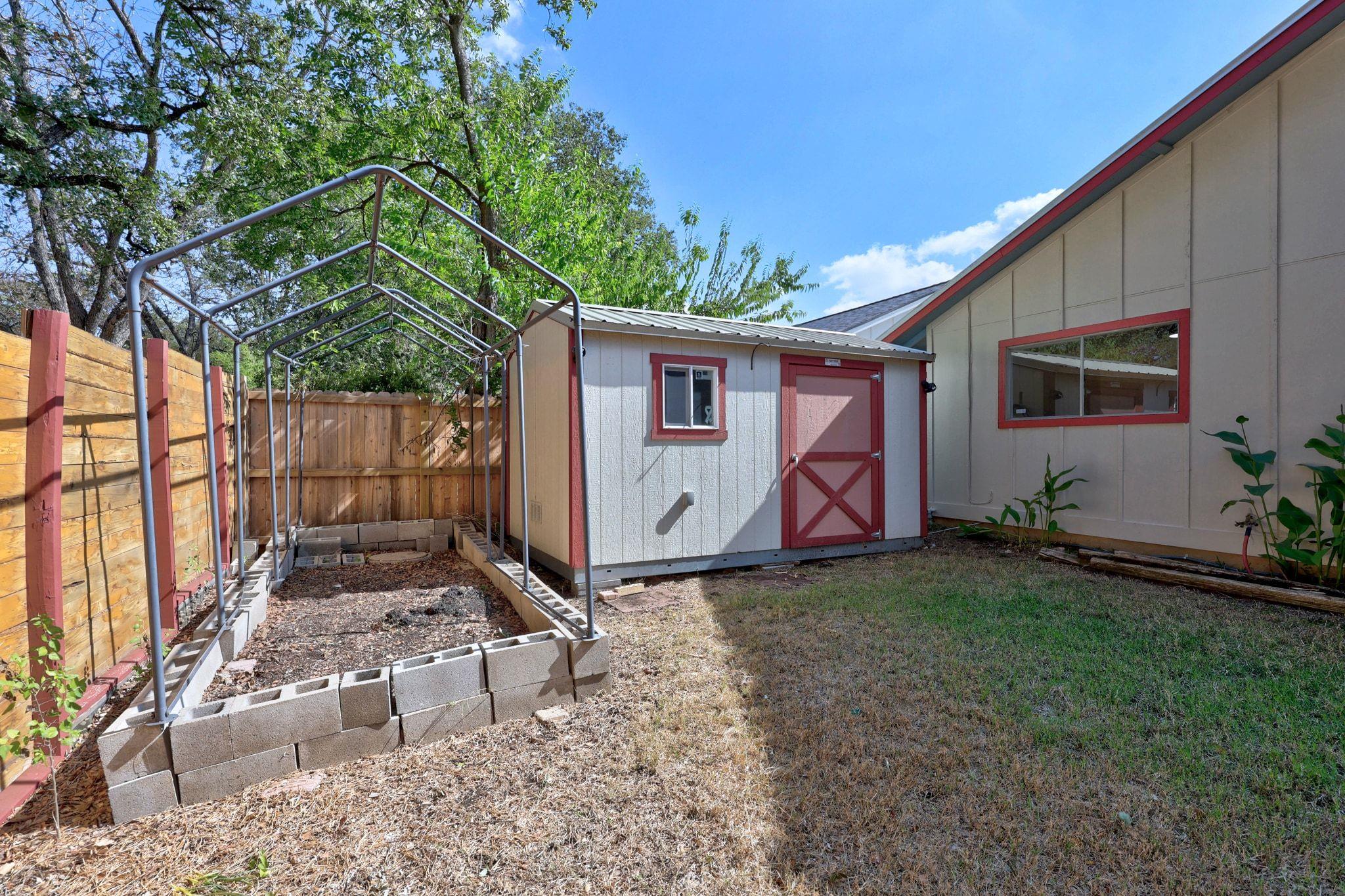 6608 Krollton Dr, Austin, TX 78745