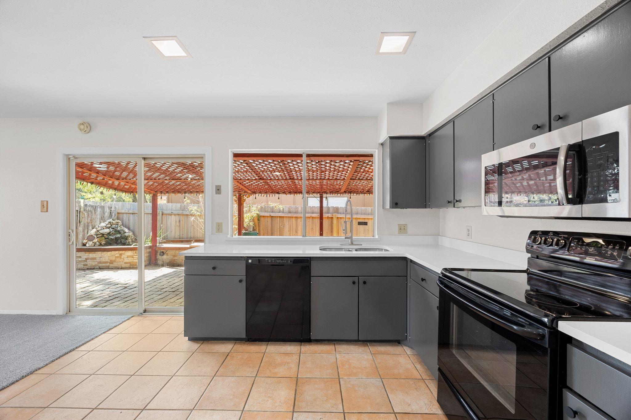 6608 Krollton Dr, Austin, TX 78745