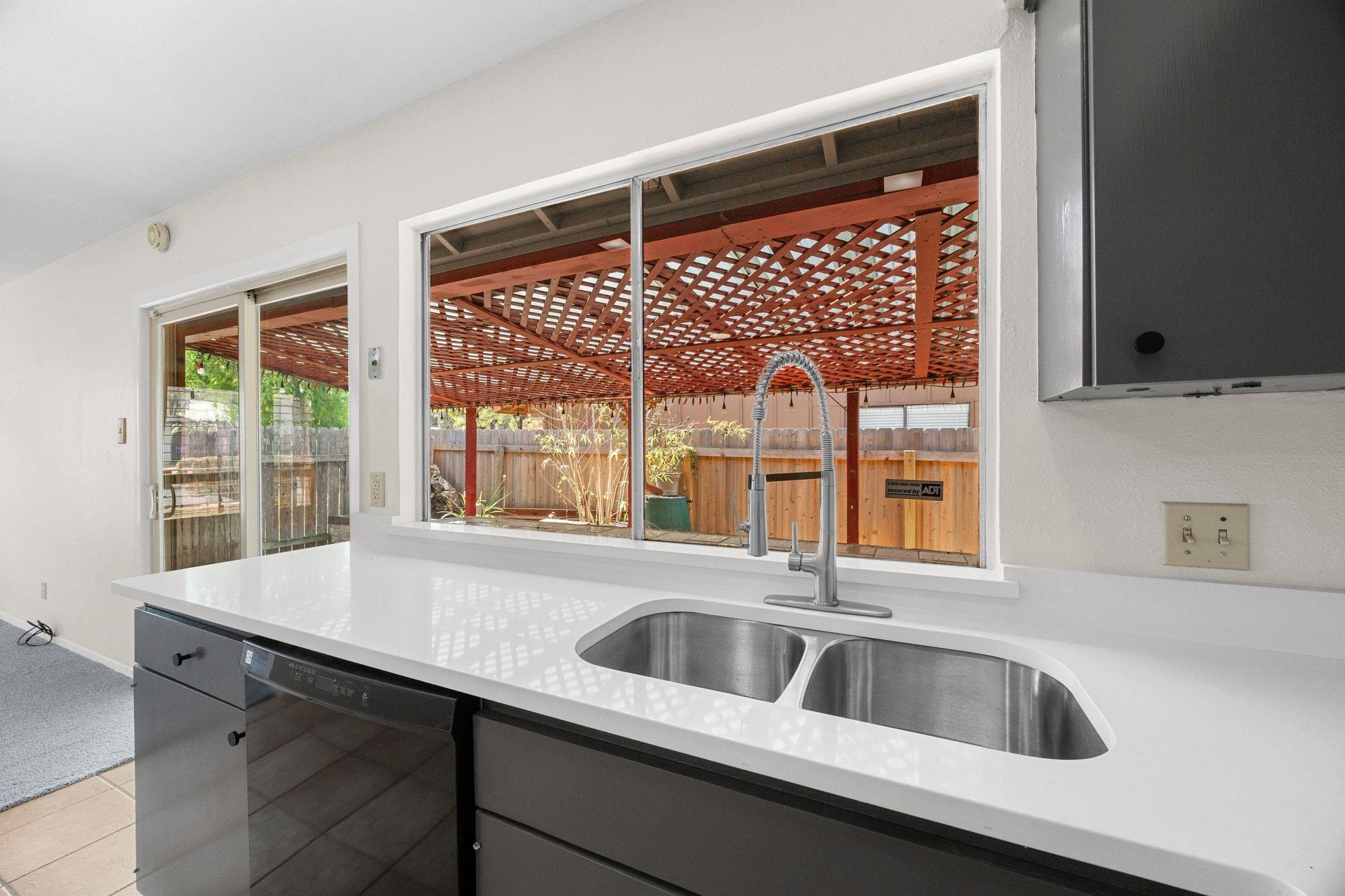 6608 Krollton Dr, Austin, TX 78745