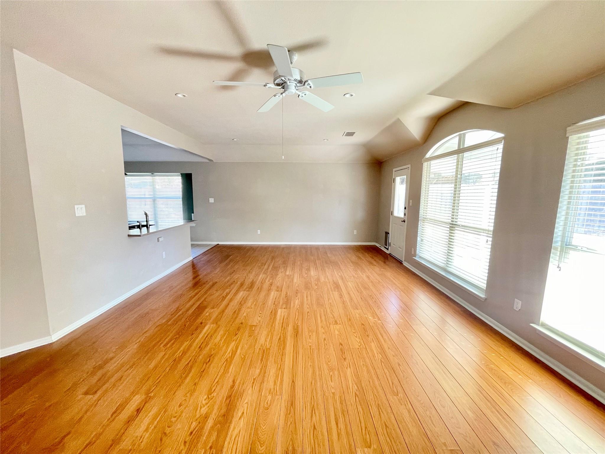 7008 Auckland Dr, Austin, TX 78749