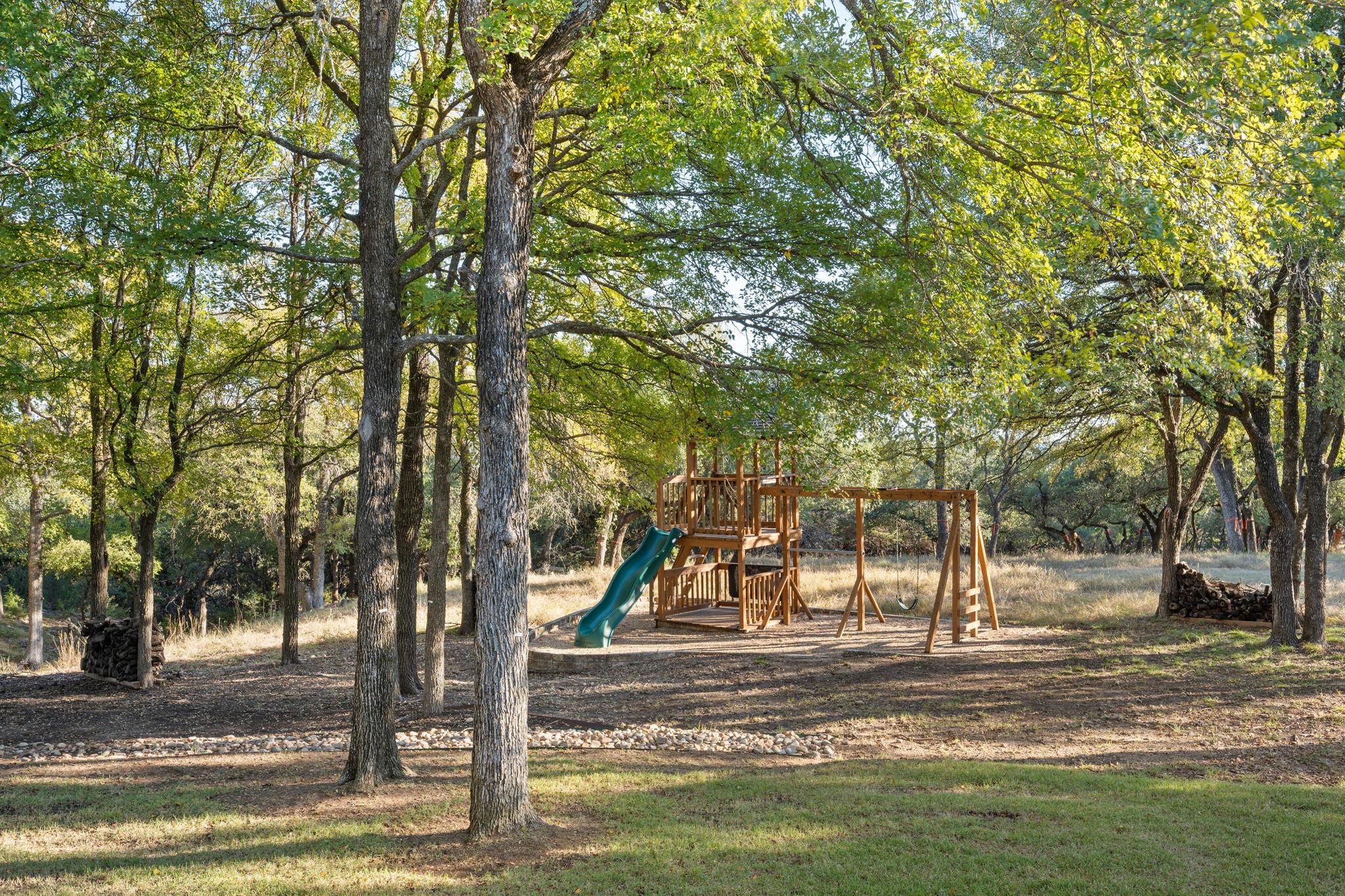 109 Ridge View Dr, Georgetown, TX 78628