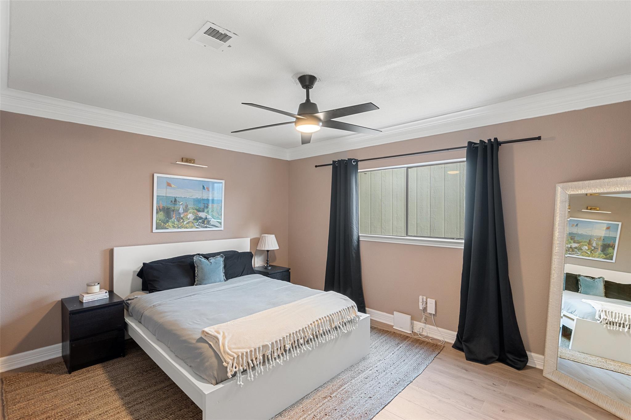 9833 Briar Ridge Dr, Austin, TX 78748