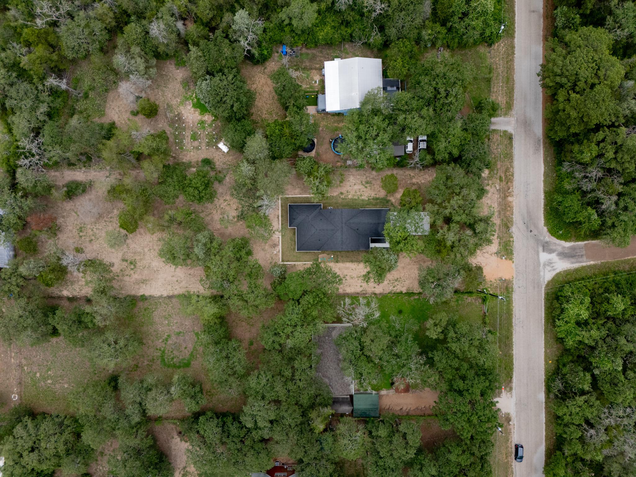 240 Shadow Oak Dr, Bastrop, TX 78602