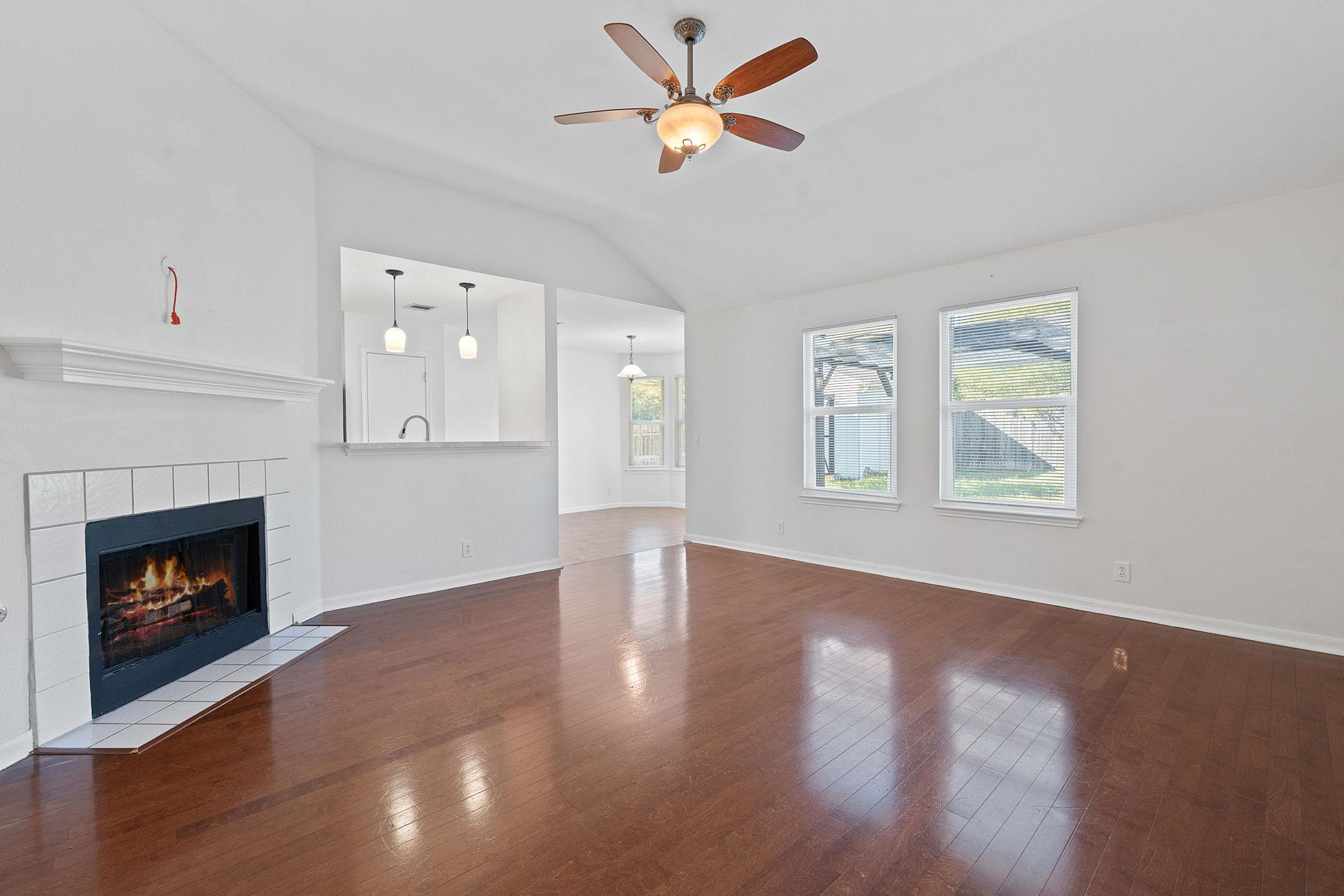 603 Caballero Rd, Leander, TX 78641