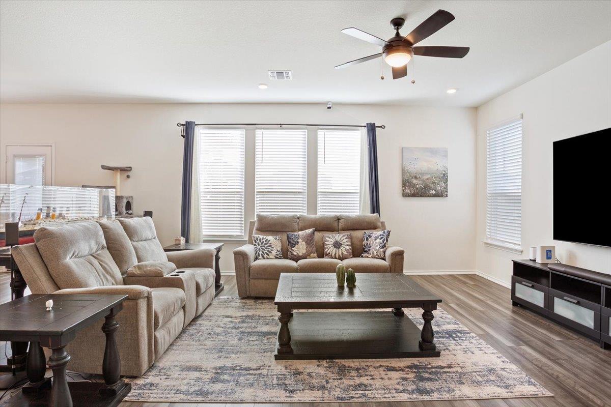 1351 Long Creek Ln, Belton, TX 76513