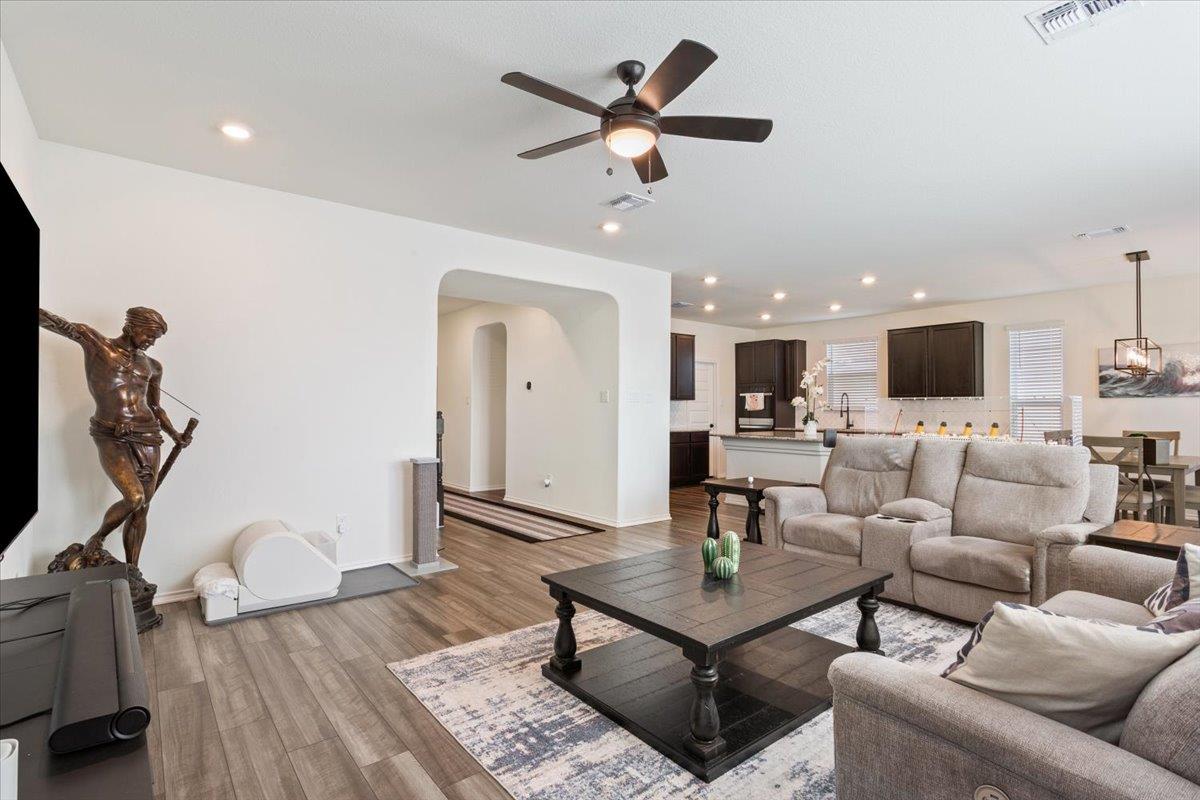 1351 Long Creek Ln, Belton, TX 76513