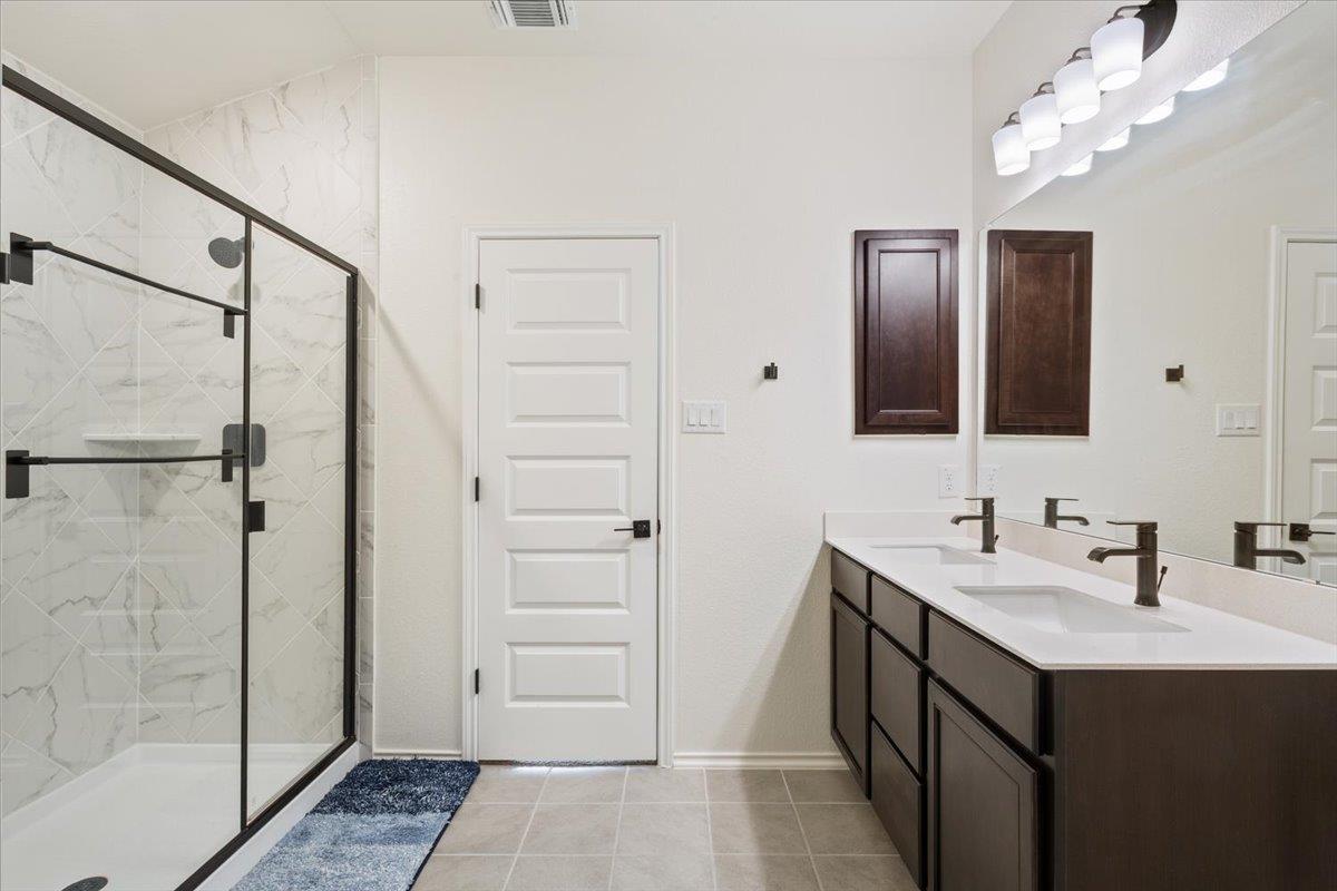 1351 Long Creek Ln, Belton, TX 76513