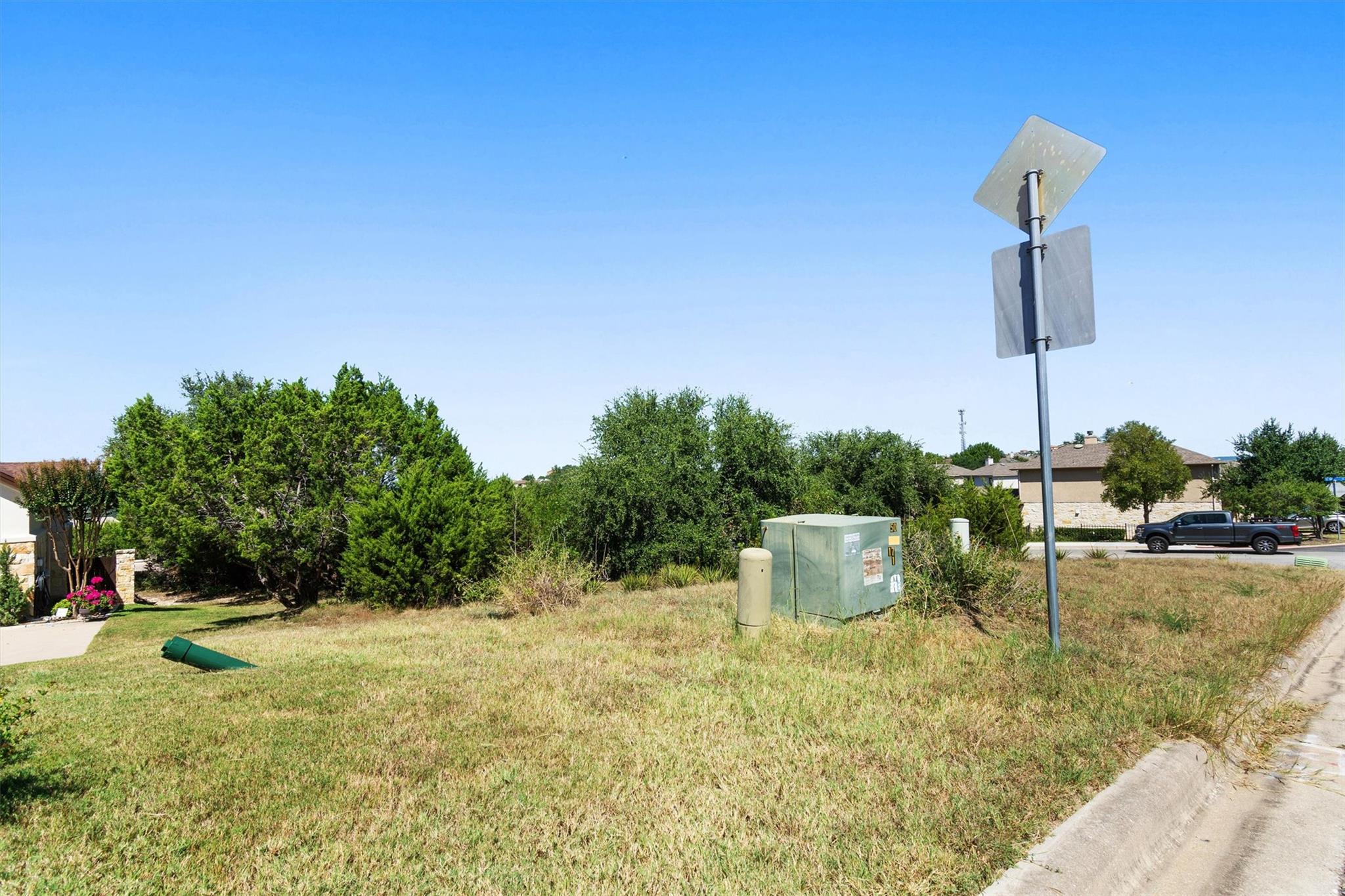 15225 Dave Dr, Austin, TX 78734