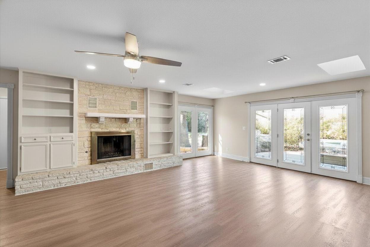 102 Bonwood Dr, Round Rock, TX 78681