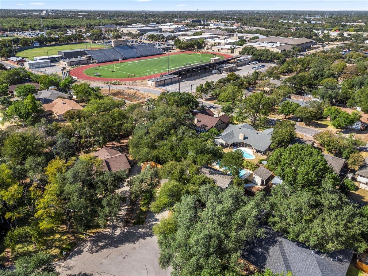 102 Bonwood Dr, Round Rock, TX 78681