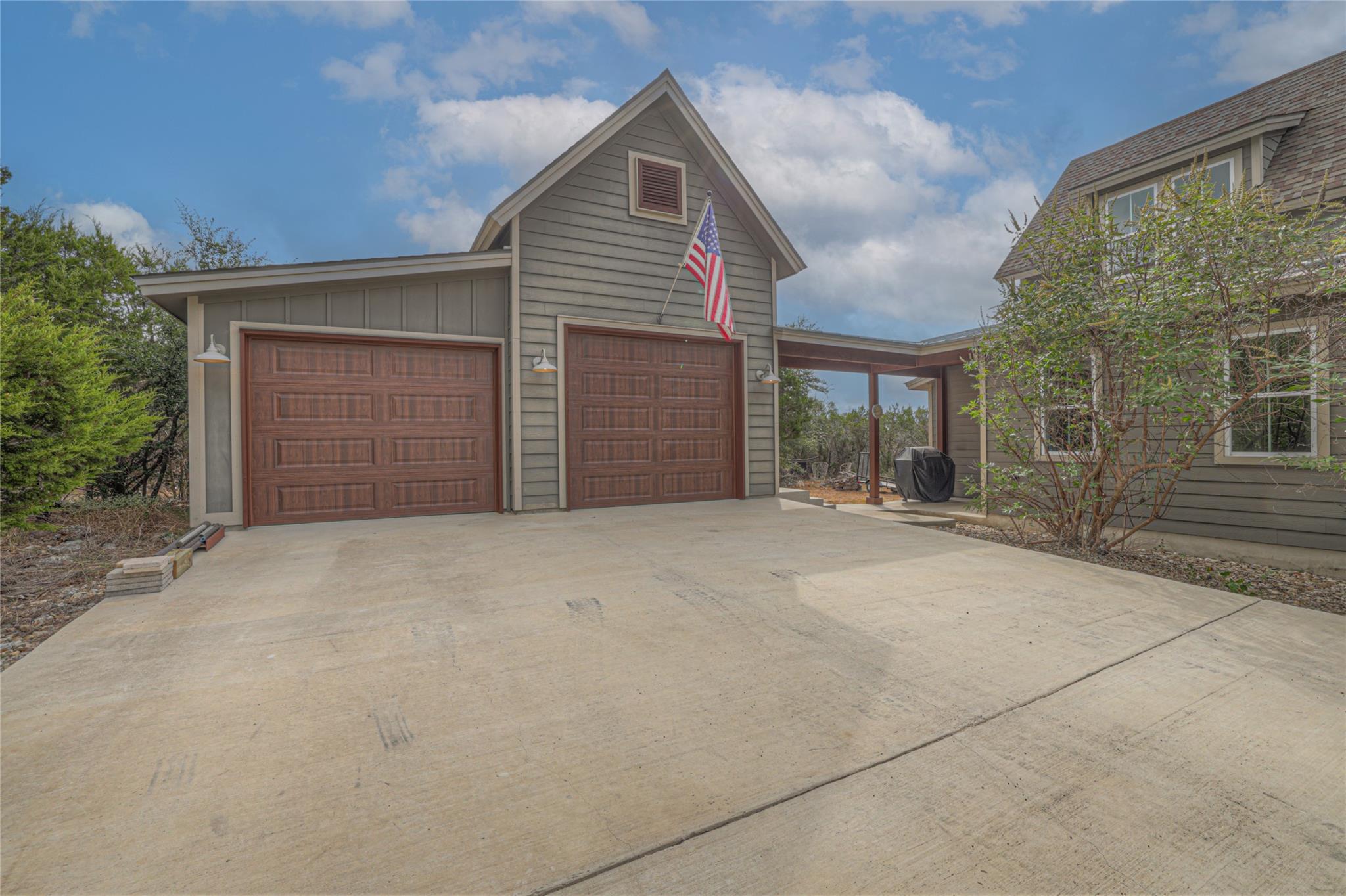 232 Freedom St NW, Fischer, TX 78623