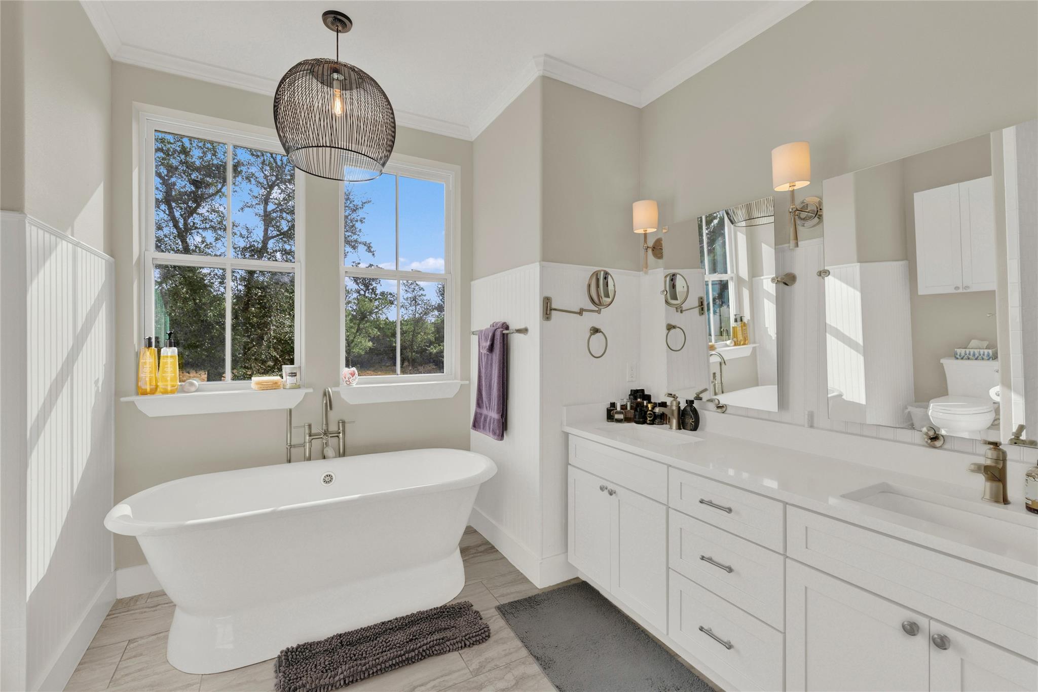 232 Freedom St NW, Fischer, TX 78623