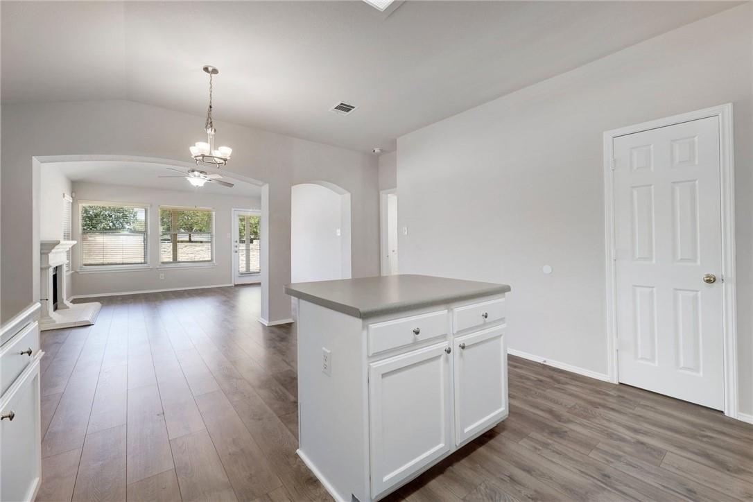 14400 Mowsbury Dr, Austin, TX 78717