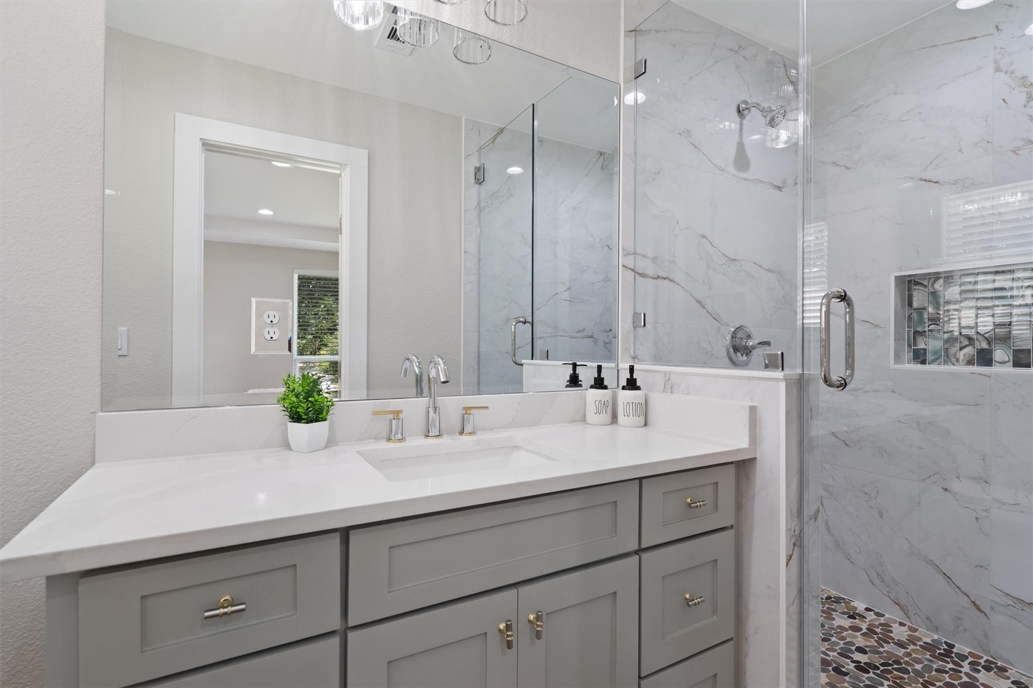 803 Glen Rd, Austin, TX 78753