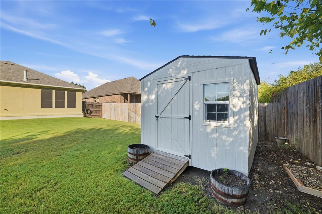 1900 Elaina Loop, Leander, TX 78641