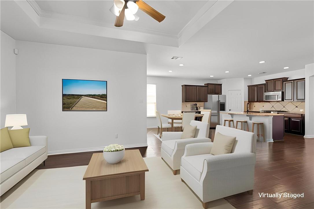 1900 Elaina Loop, Leander, TX 78641