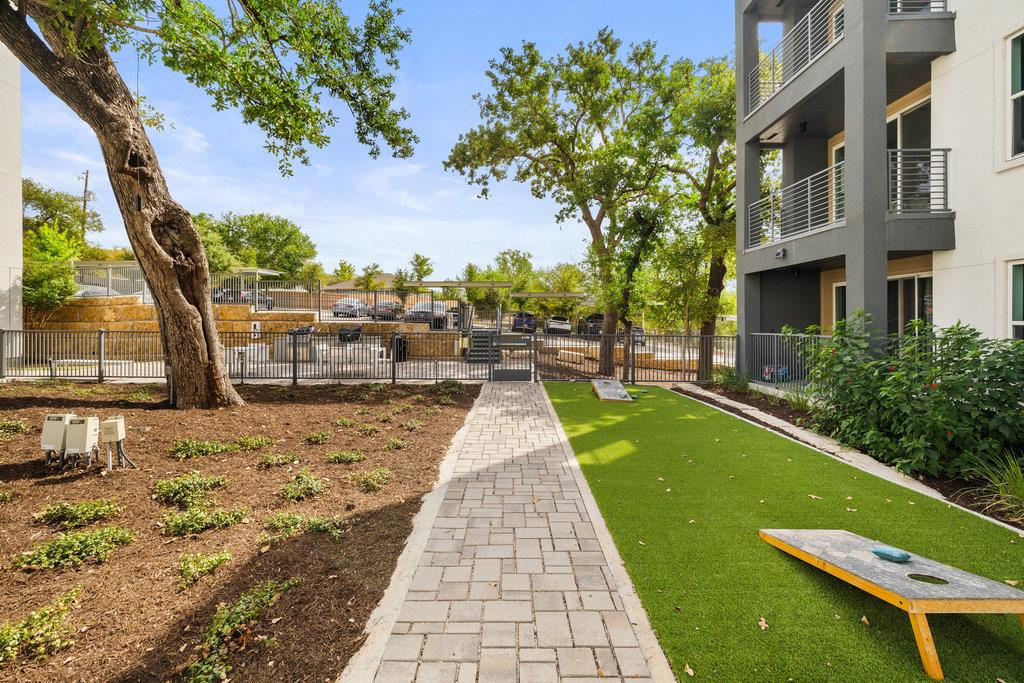 4801 Springdale Rd # 1106, Austin, TX 78723