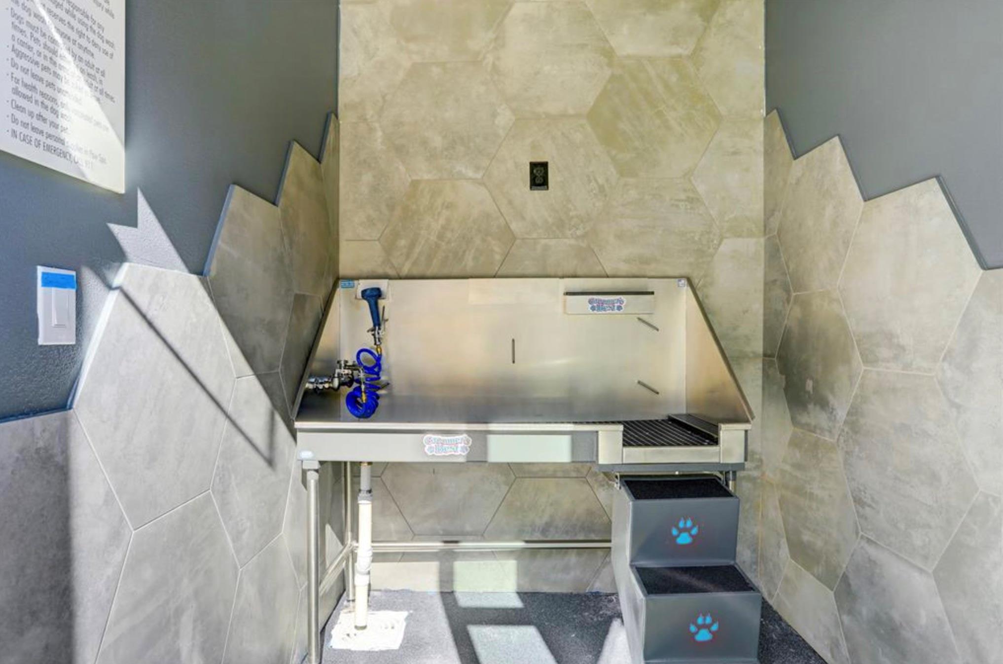 4801 Springdale Rd # 1106, Austin, TX 78723