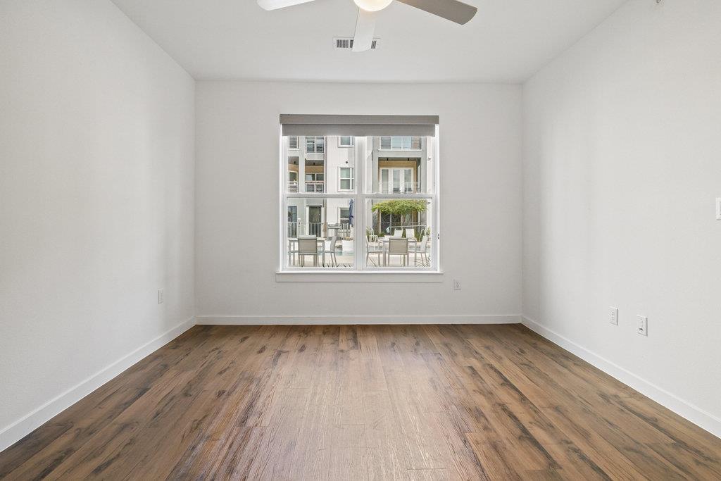 4801 Springdale Rd # 1106, Austin, TX 78723