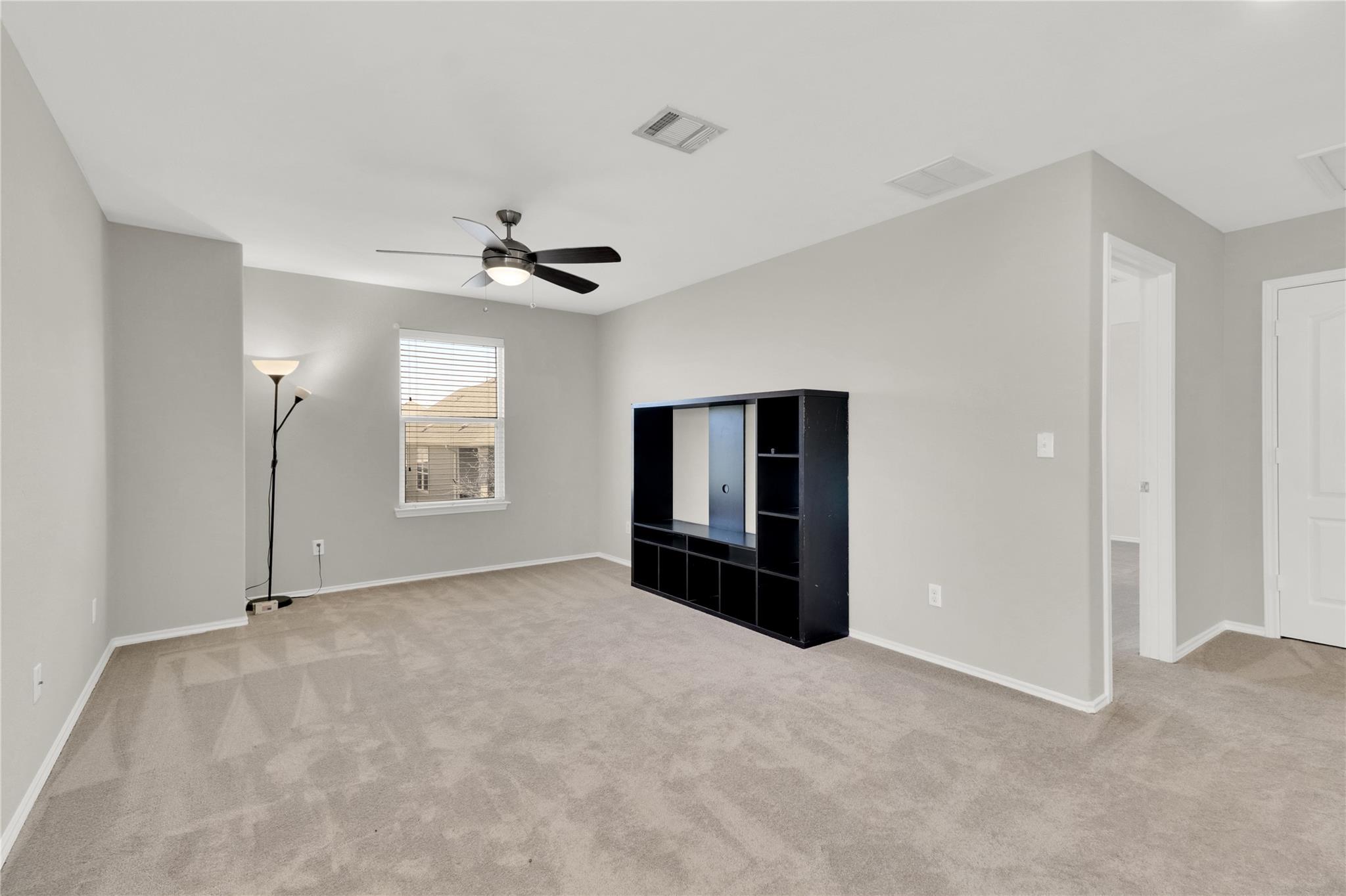 900 Sawbuck Dr, Pflugerville, TX 78660