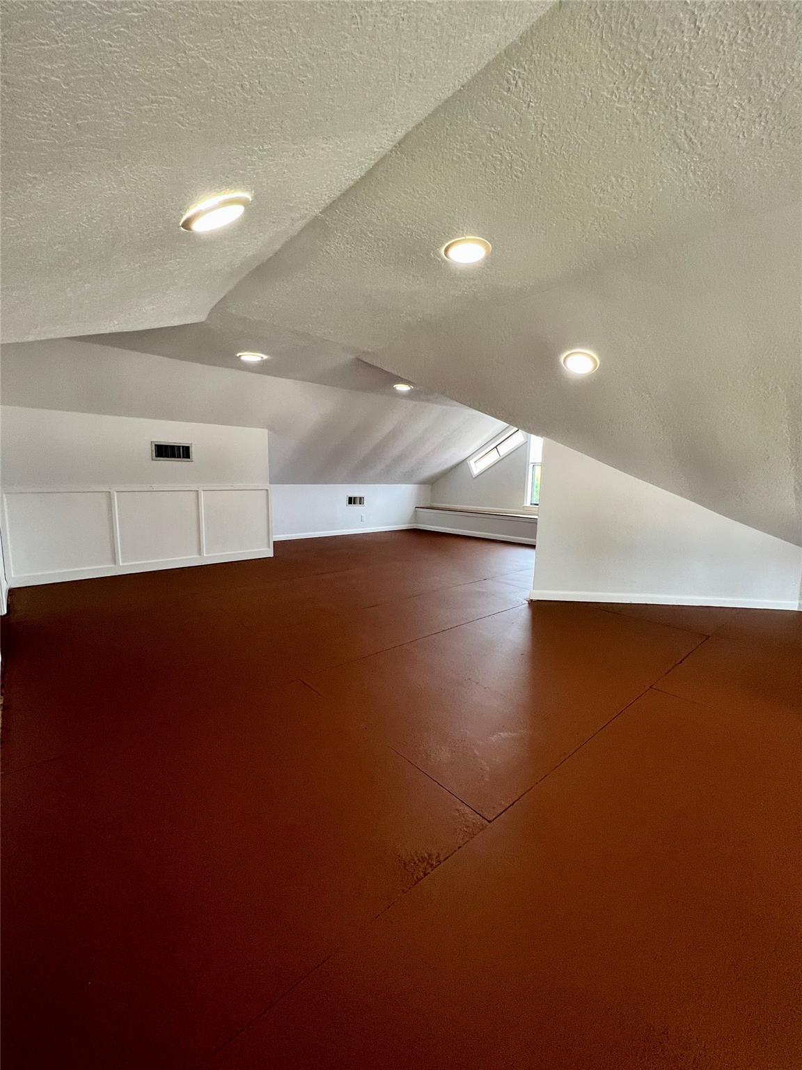 1602 Yokley Rd, Rockdale, TX 76567