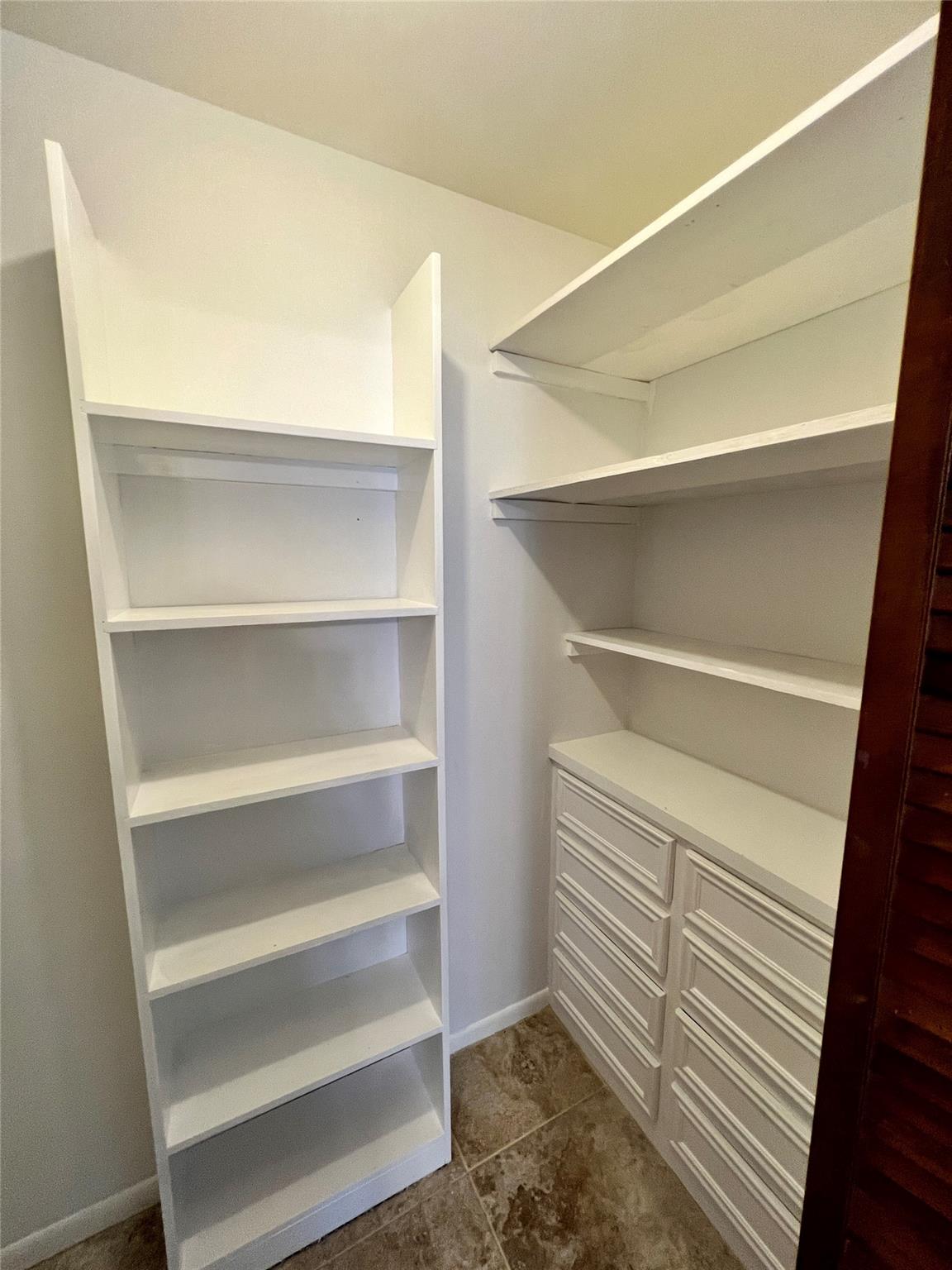 1602 Yokley Rd, Rockdale, TX 76567