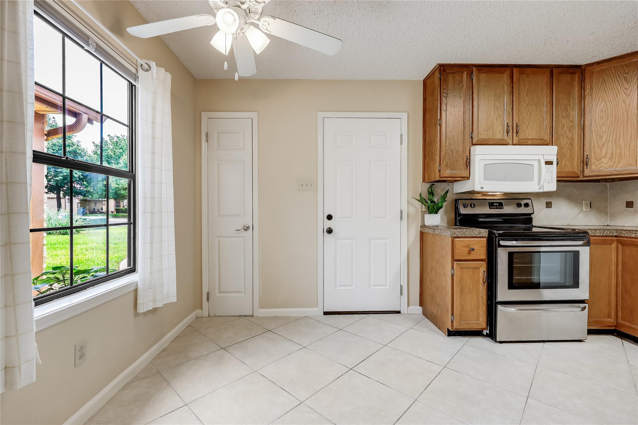 45 Oaks Pl, Lago Vista, TX 78645