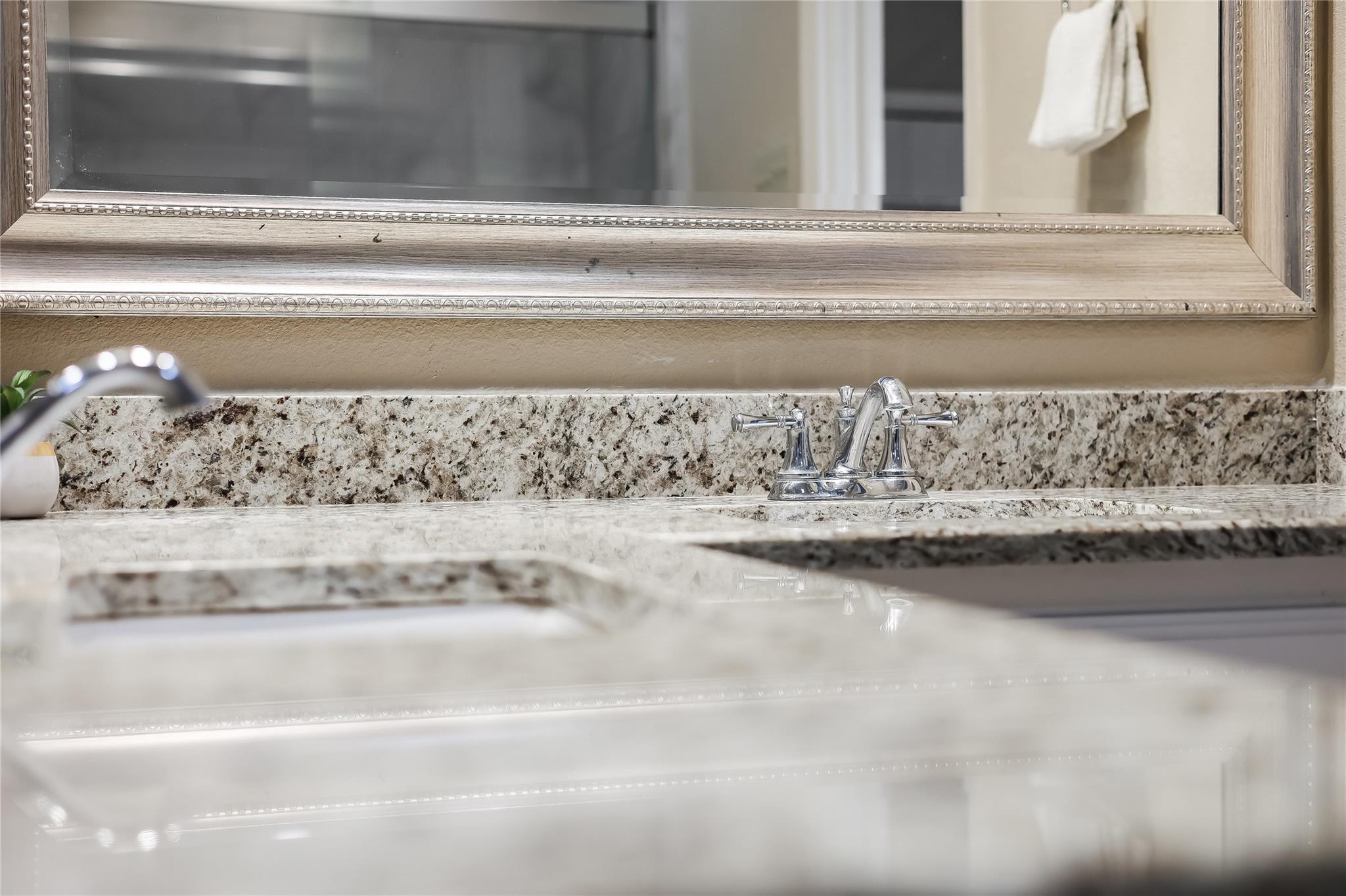 45 Oaks Pl, Lago Vista, TX 78645