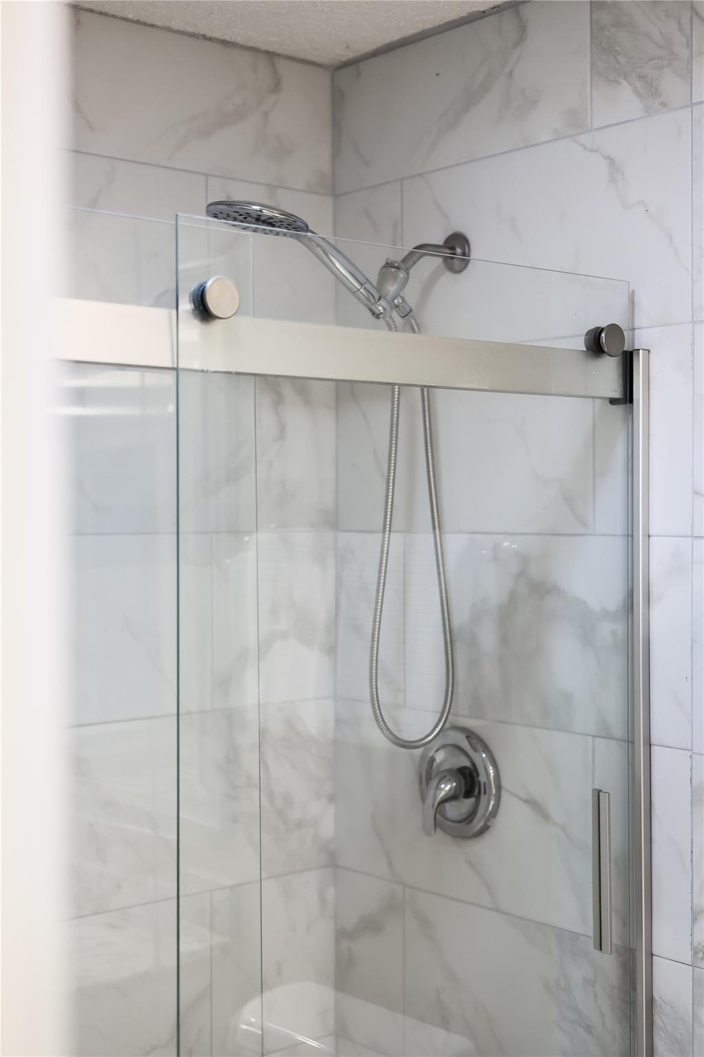 45 Oaks Pl, Lago Vista, TX 78645