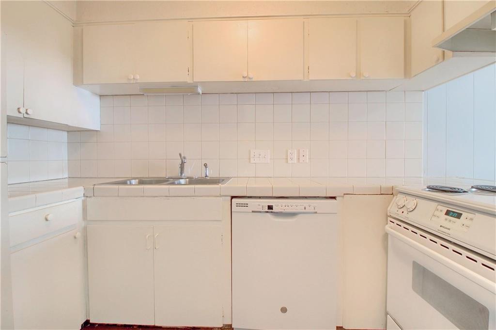 2122 Hancock Dr # 105, Austin, TX 78756