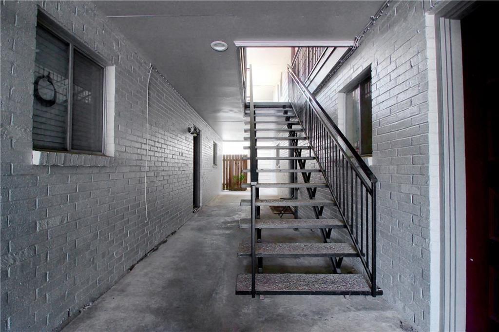 2122 Hancock Dr # 105, Austin, TX 78756