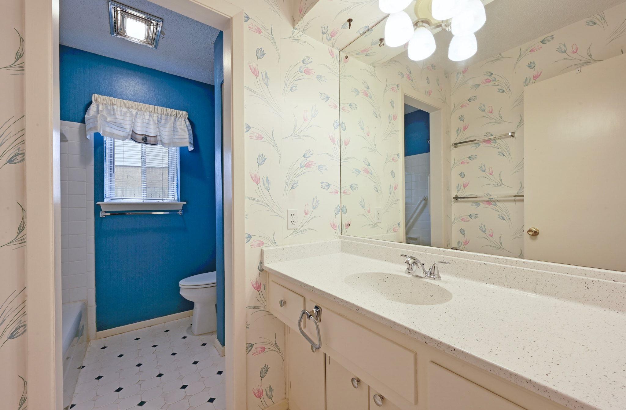 7305 Berkman Dr, Austin, TX 78752