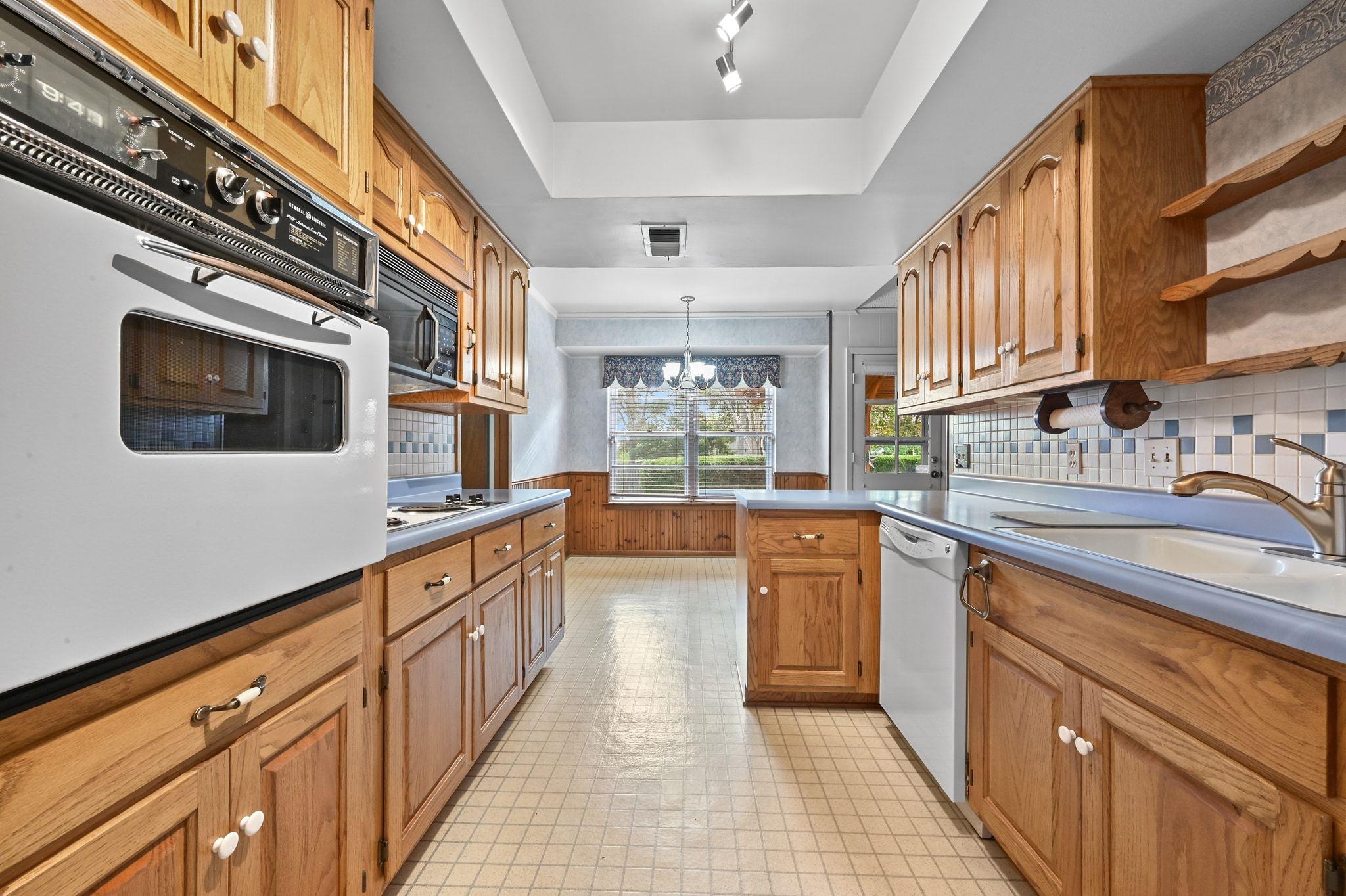 7305 Berkman Dr, Austin, TX 78752