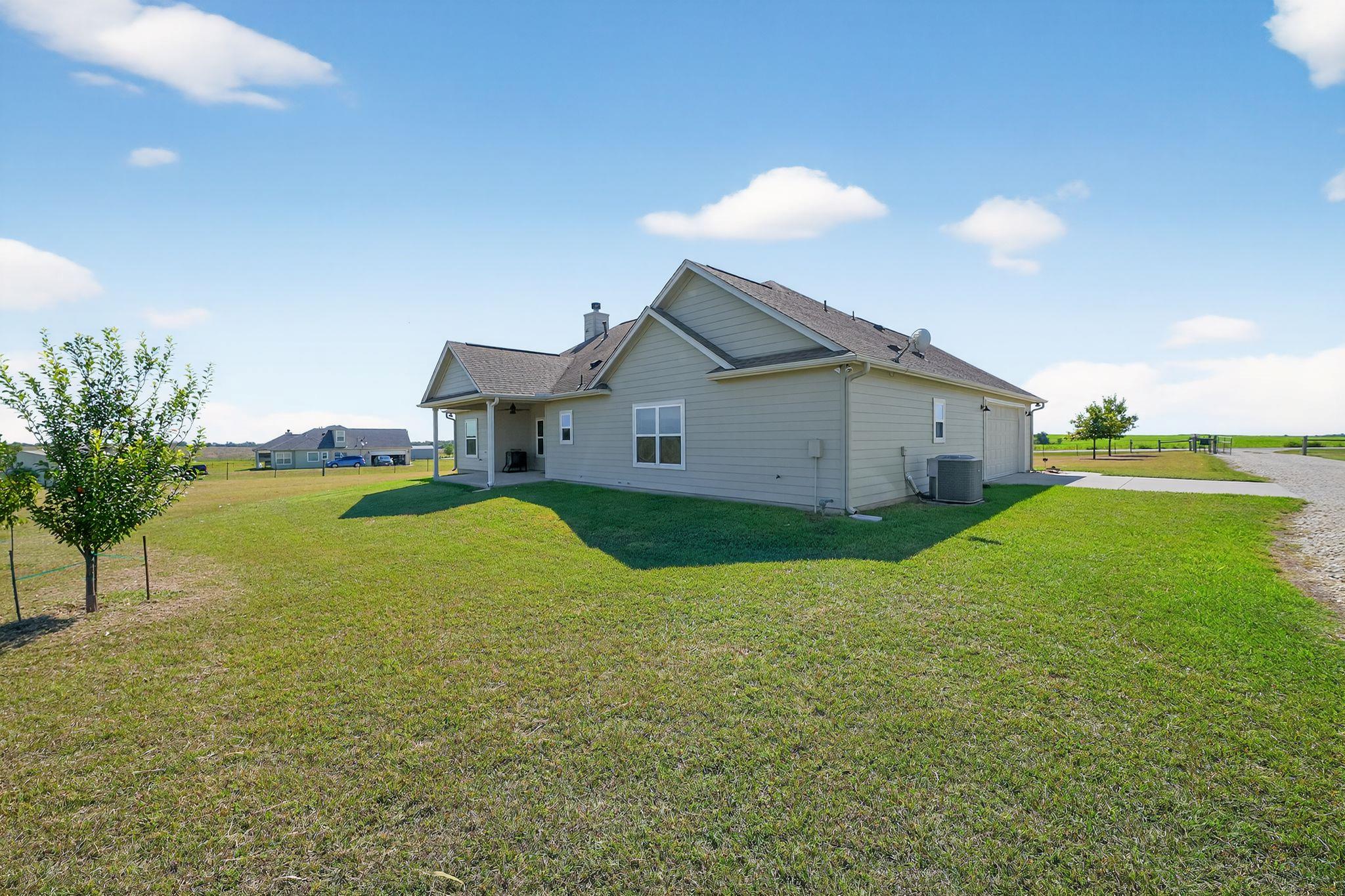 813 CR 342 Rd, Granger, TX 76530