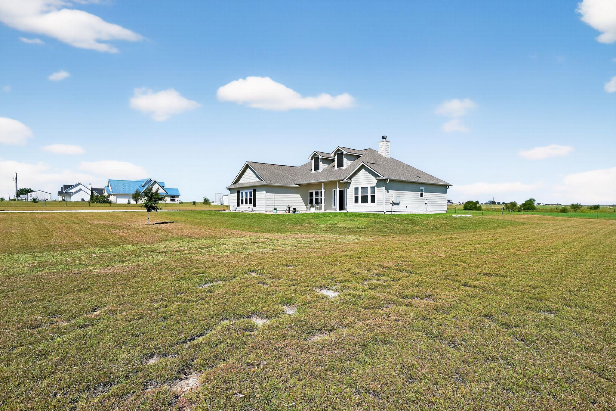 813 CR 342 Rd, Granger, TX 76530