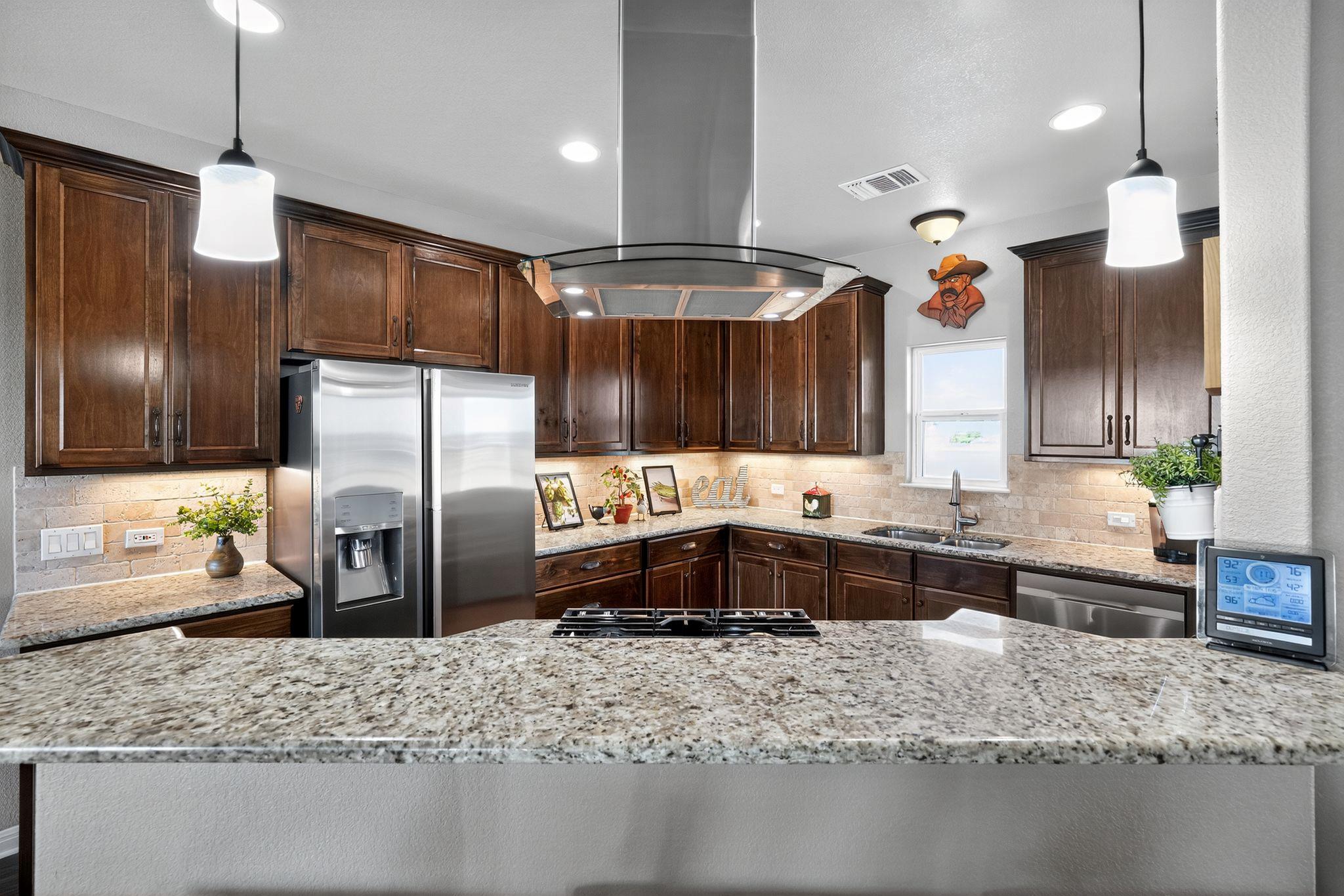 813 CR 342 Rd, Granger, TX 76530