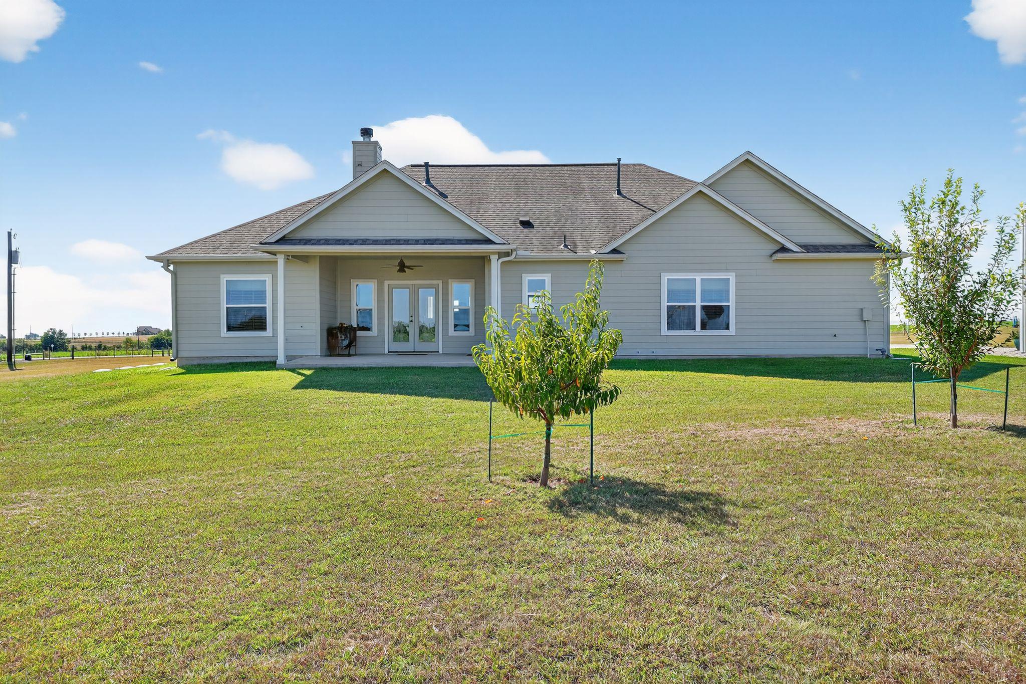 813 CR 342 Rd, Granger, TX 76530