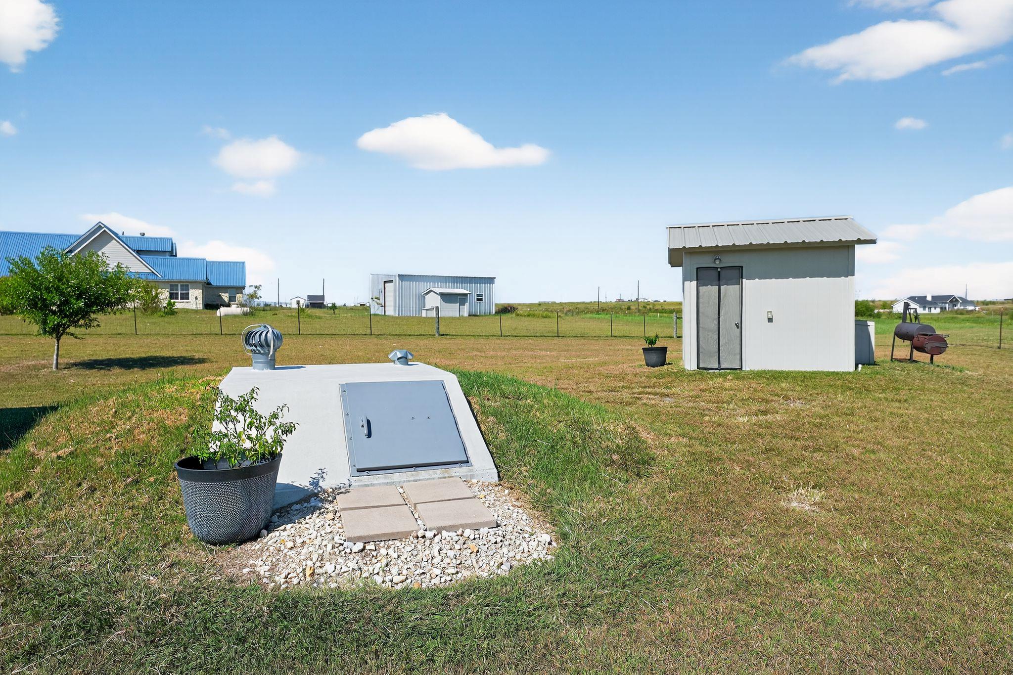 813 CR 342 Rd, Granger, TX 76530