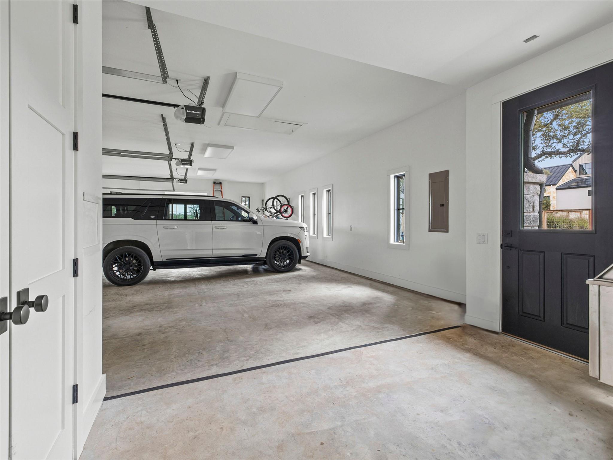 488 Dario Dr, Dripping Springs, TX 78620