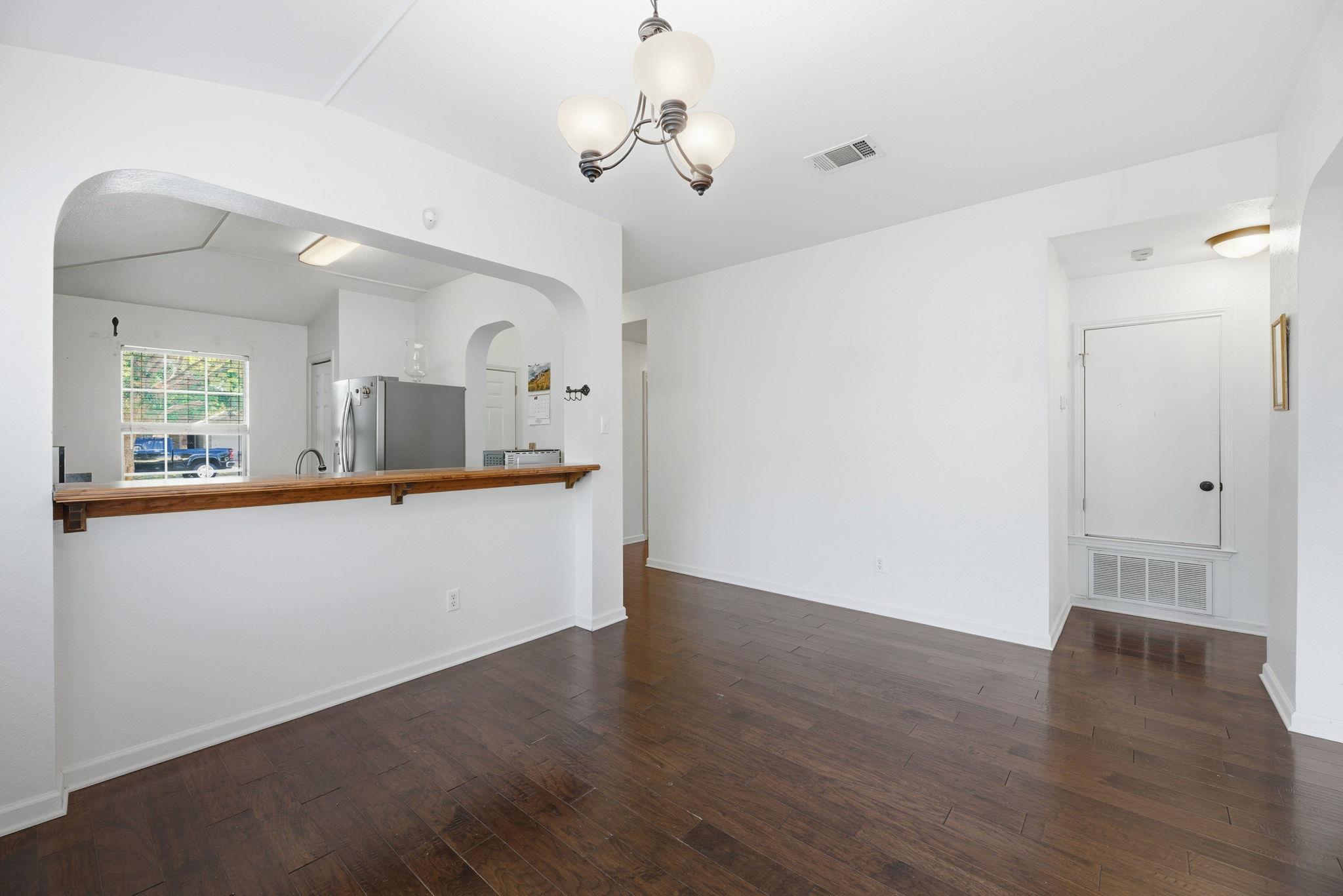 611 Masonwood Dr, Kyle, TX 78640