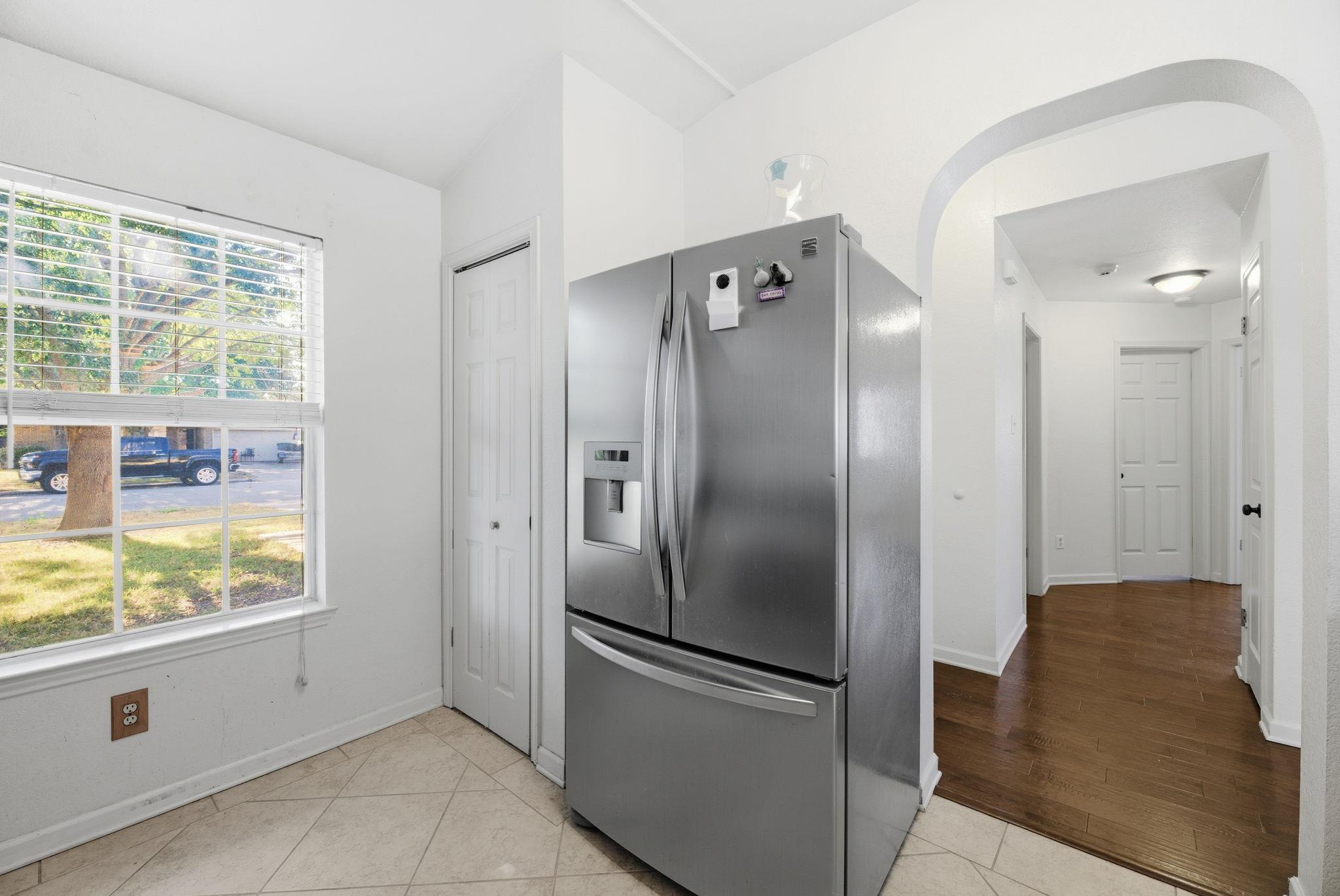 611 Masonwood Dr, Kyle, TX 78640