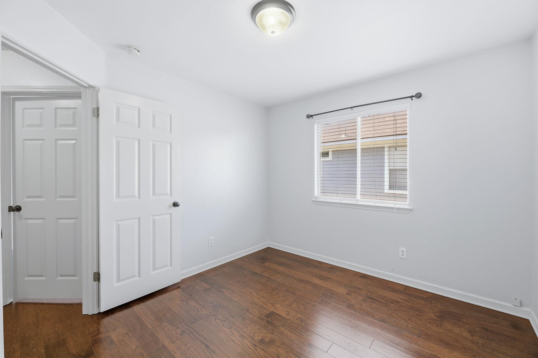 611 Masonwood Dr, Kyle, TX 78640