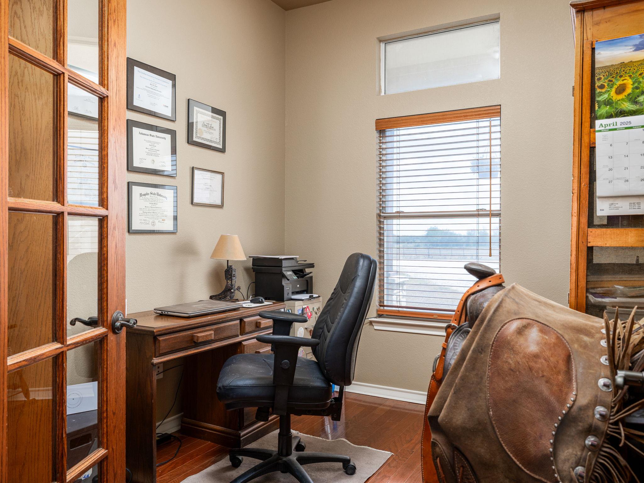 1801 County Road 470, Coupland, TX 78615