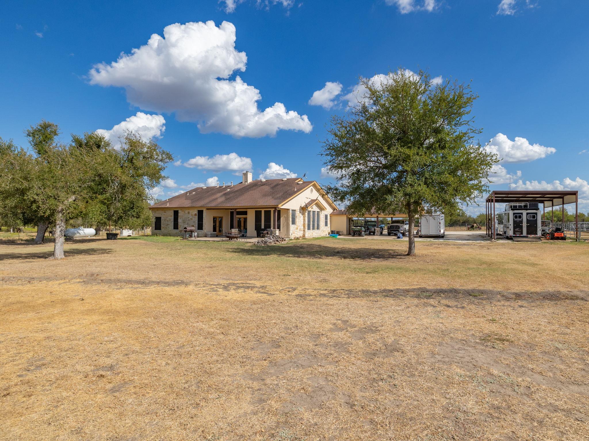 1801 County Road 470, Coupland, TX 78615