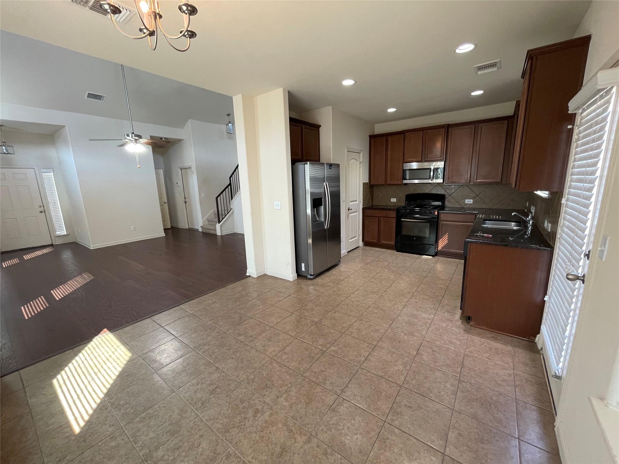 1433 Biscuit Dr, Austin, TX 78754