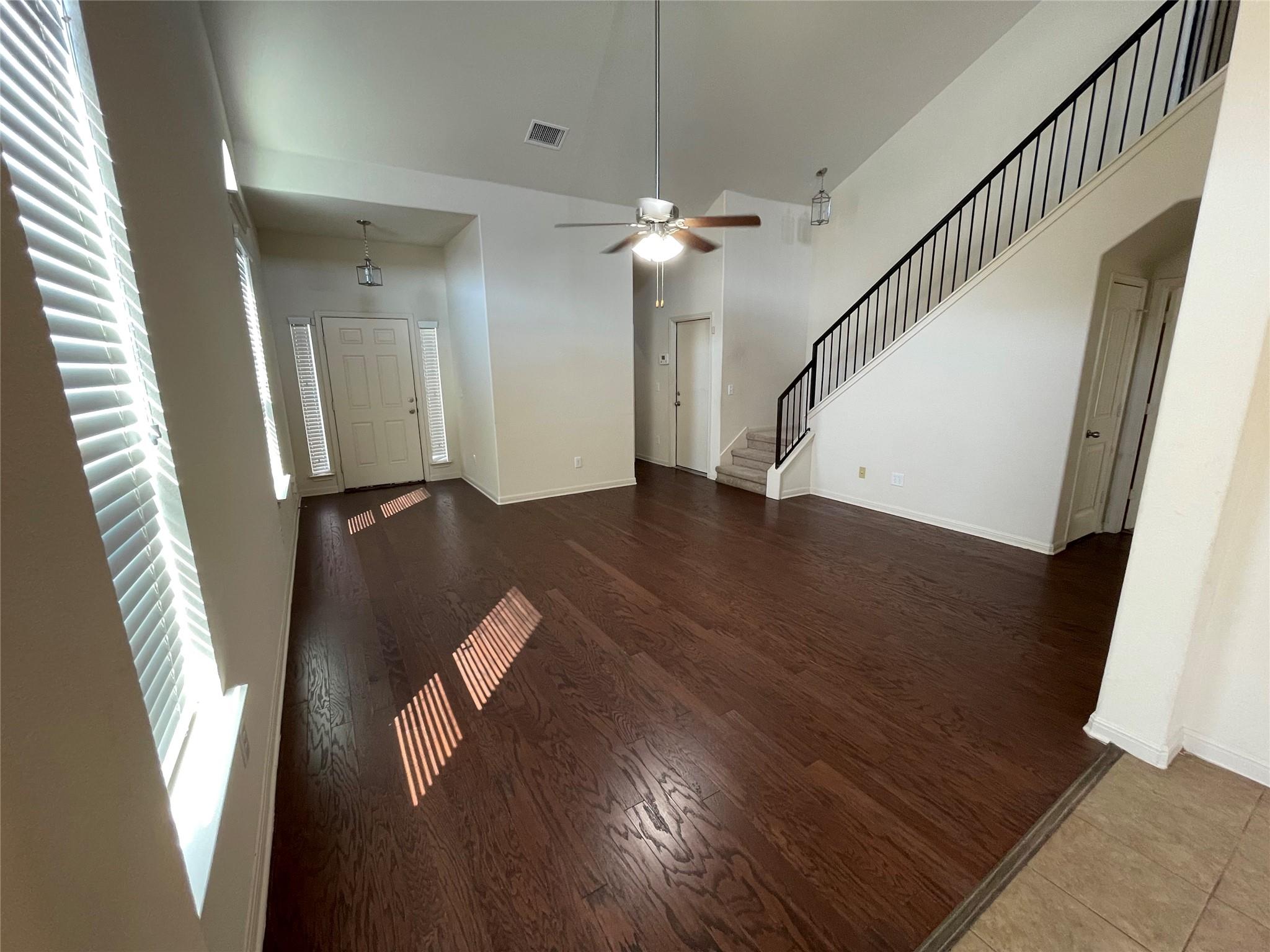 1433 Biscuit Dr, Austin, TX 78754